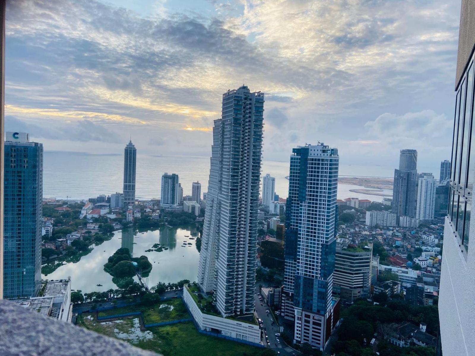 Sky Luxury Apartment