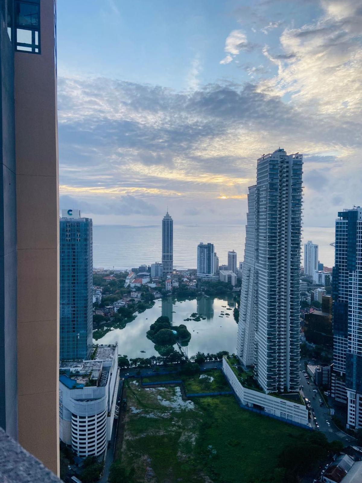 Sky Luxury Apartment