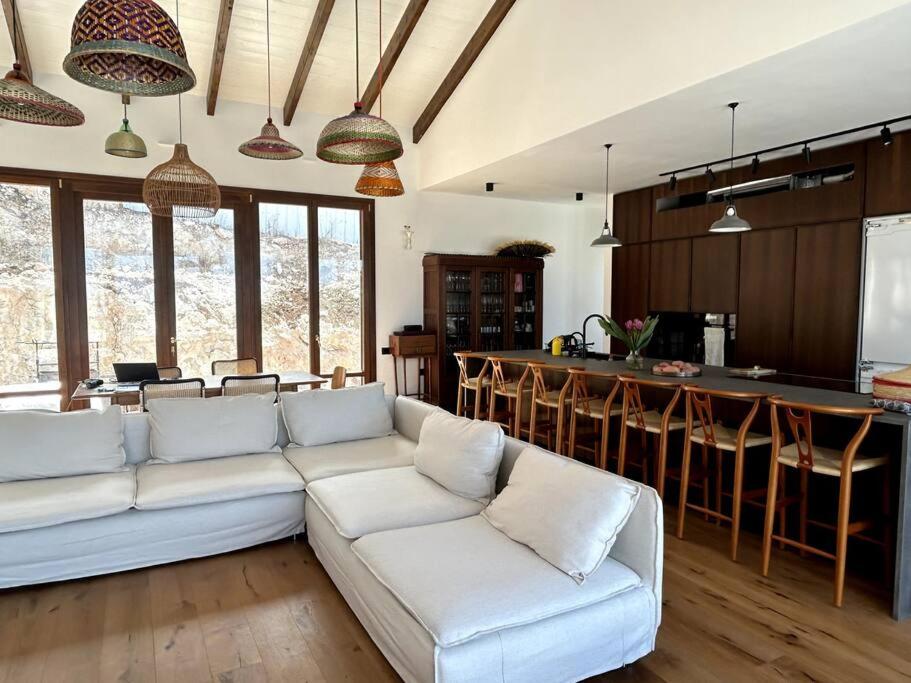 Photo 57
