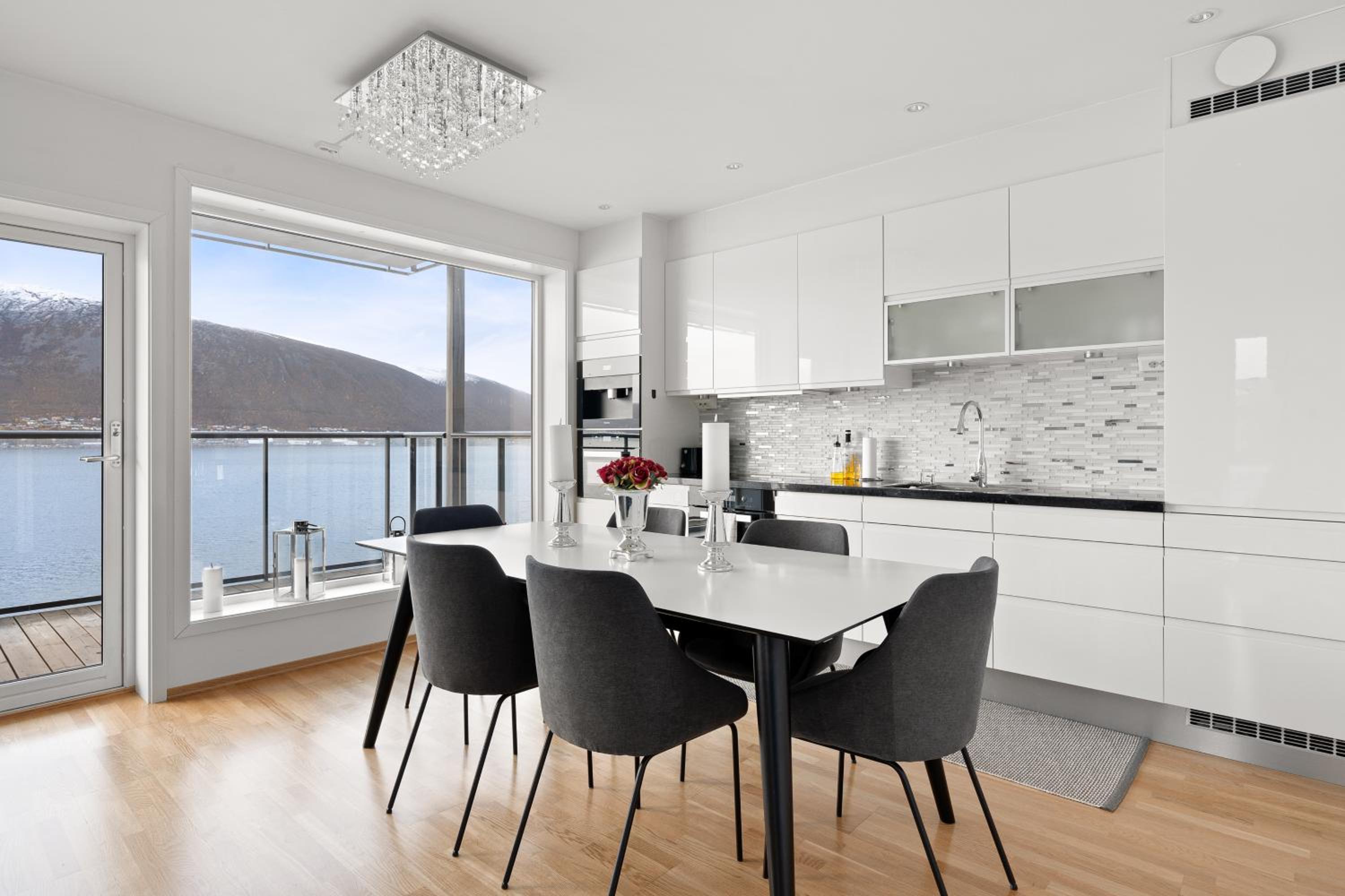 Beautiful home with seaview view 5