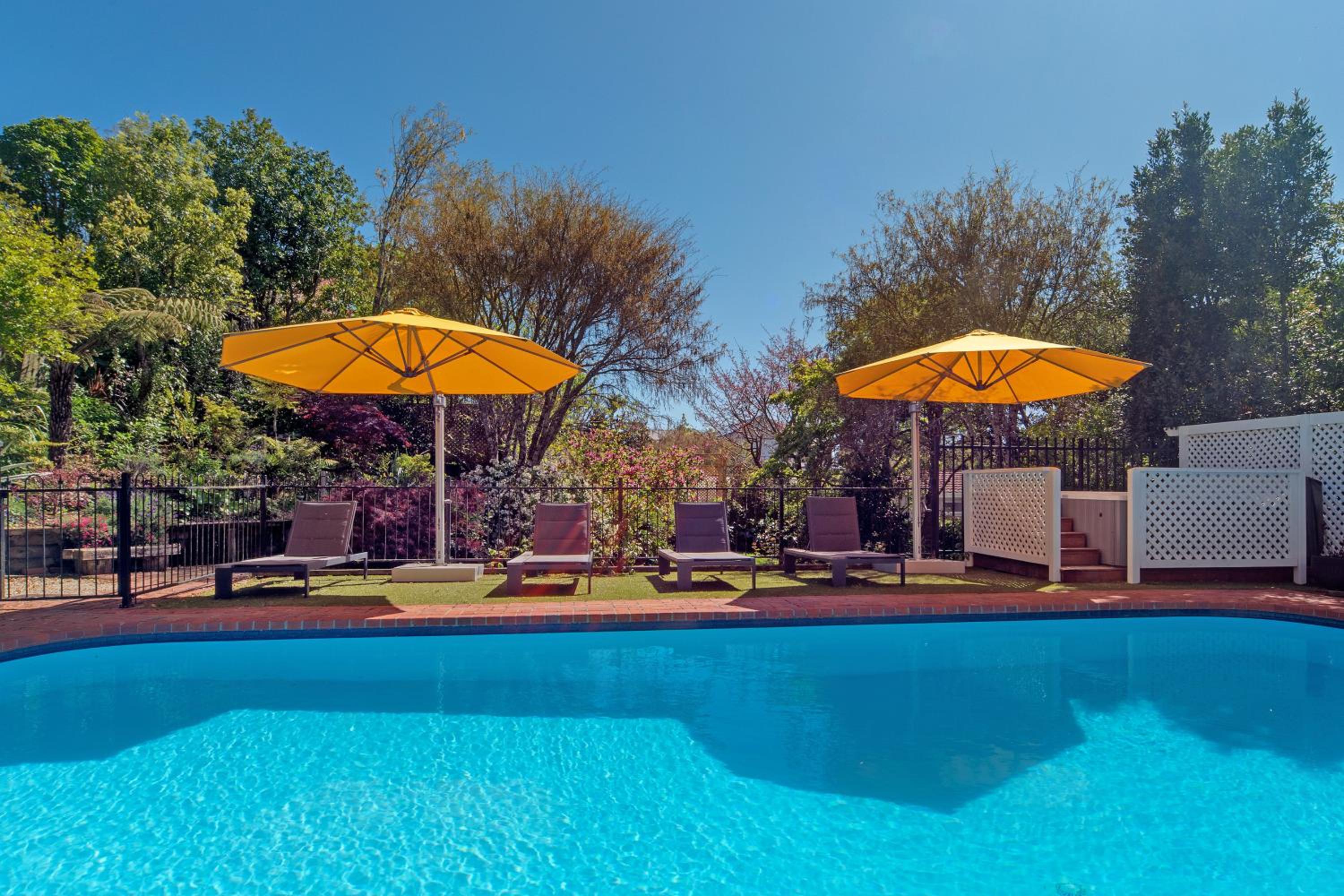 Camellia House - Elevator Access, Swimming, and Spa Pools view 2