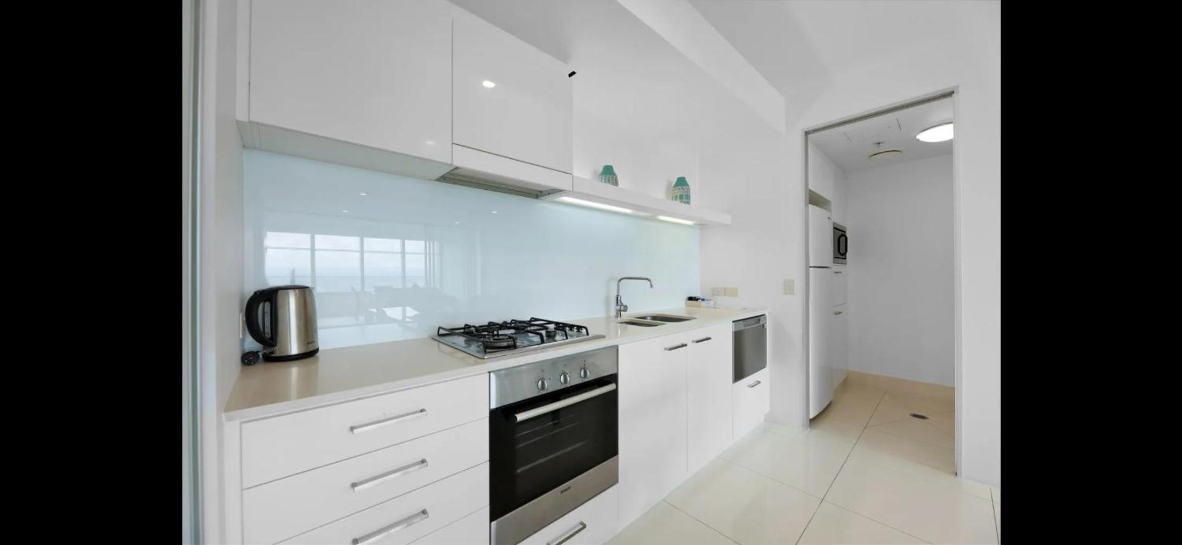 Level 36 Skyline View Lux Private Apartment - 2BR 1B 1C