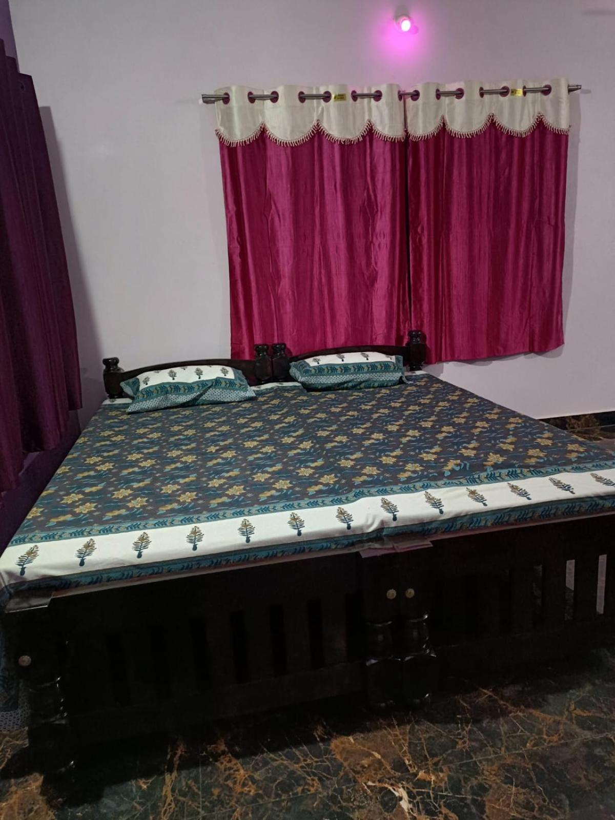 VT beach stay near Gokarna