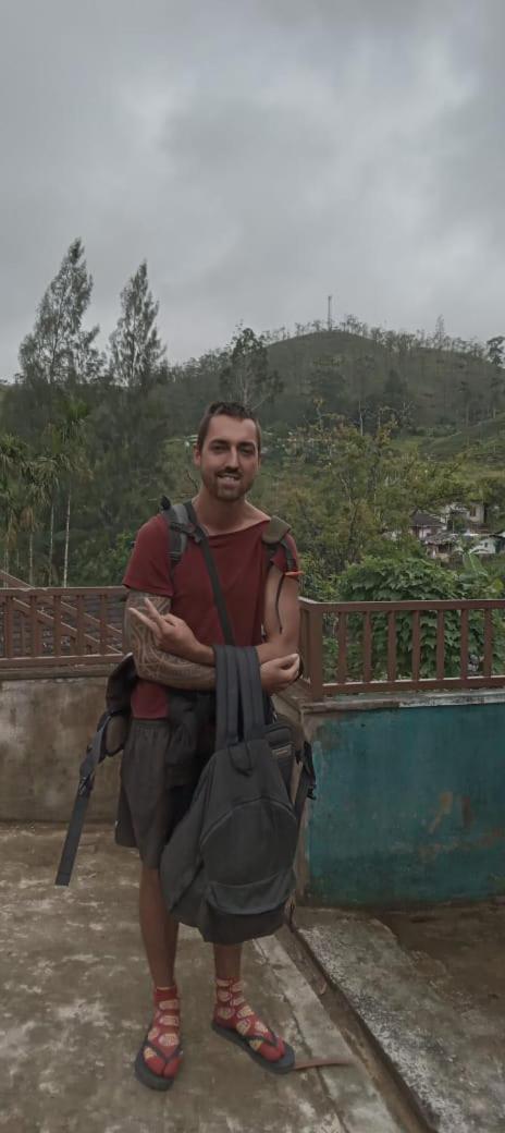 Shane HomeStay