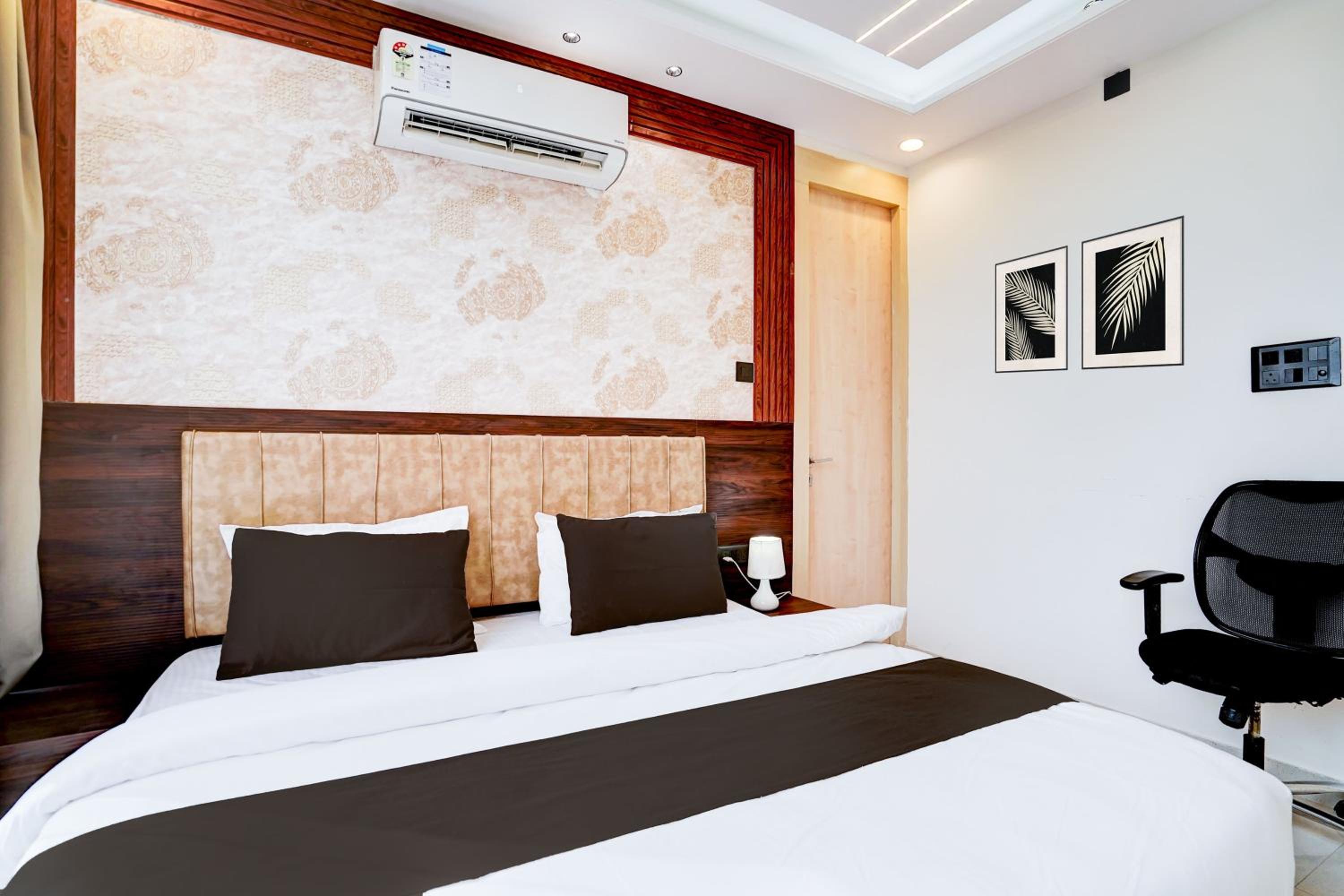 Townhouse Oak Ram Lala Mandir Kanpur Formerly Hotel Sun Rise view 3