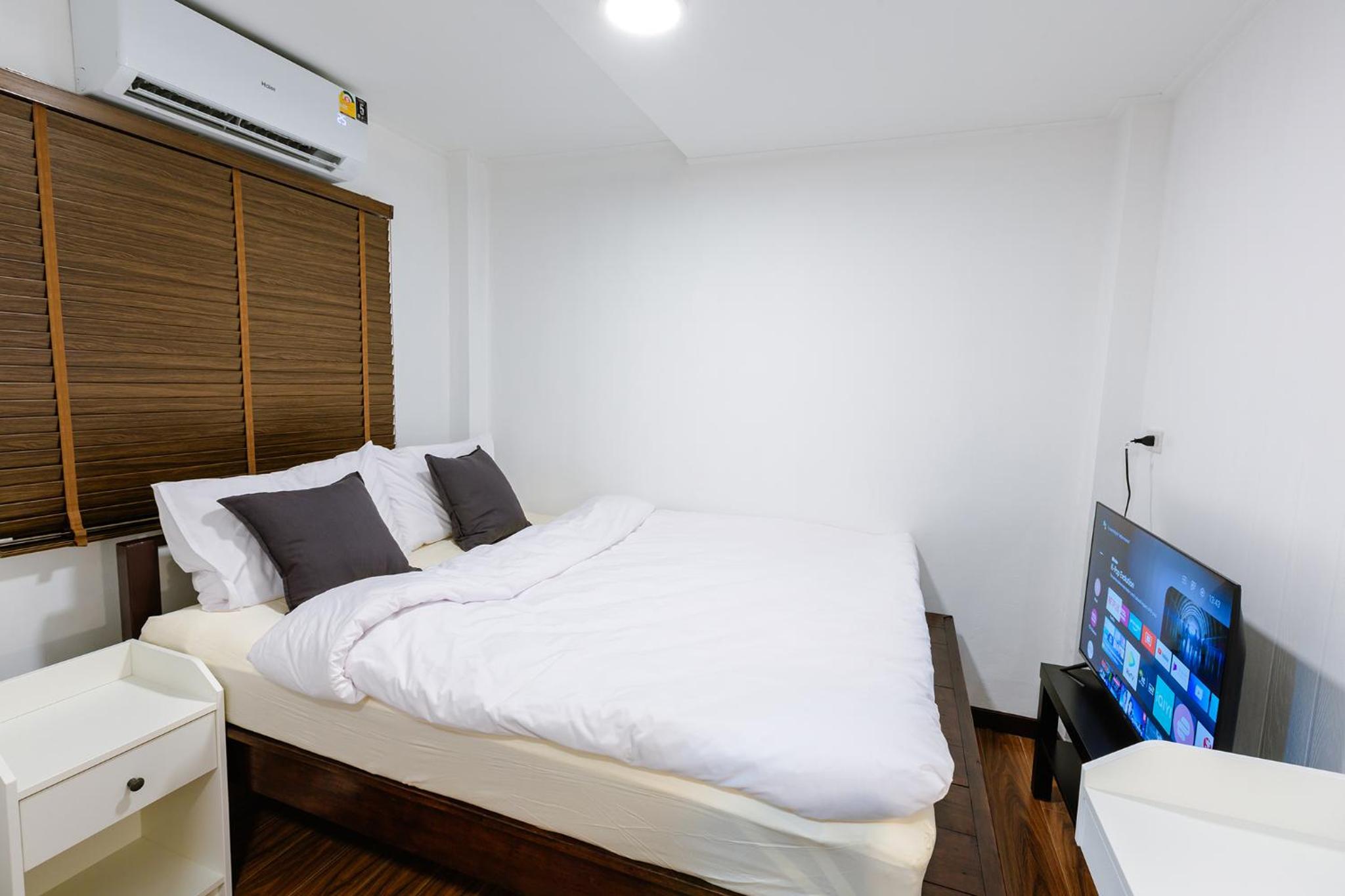 Diff Hostel