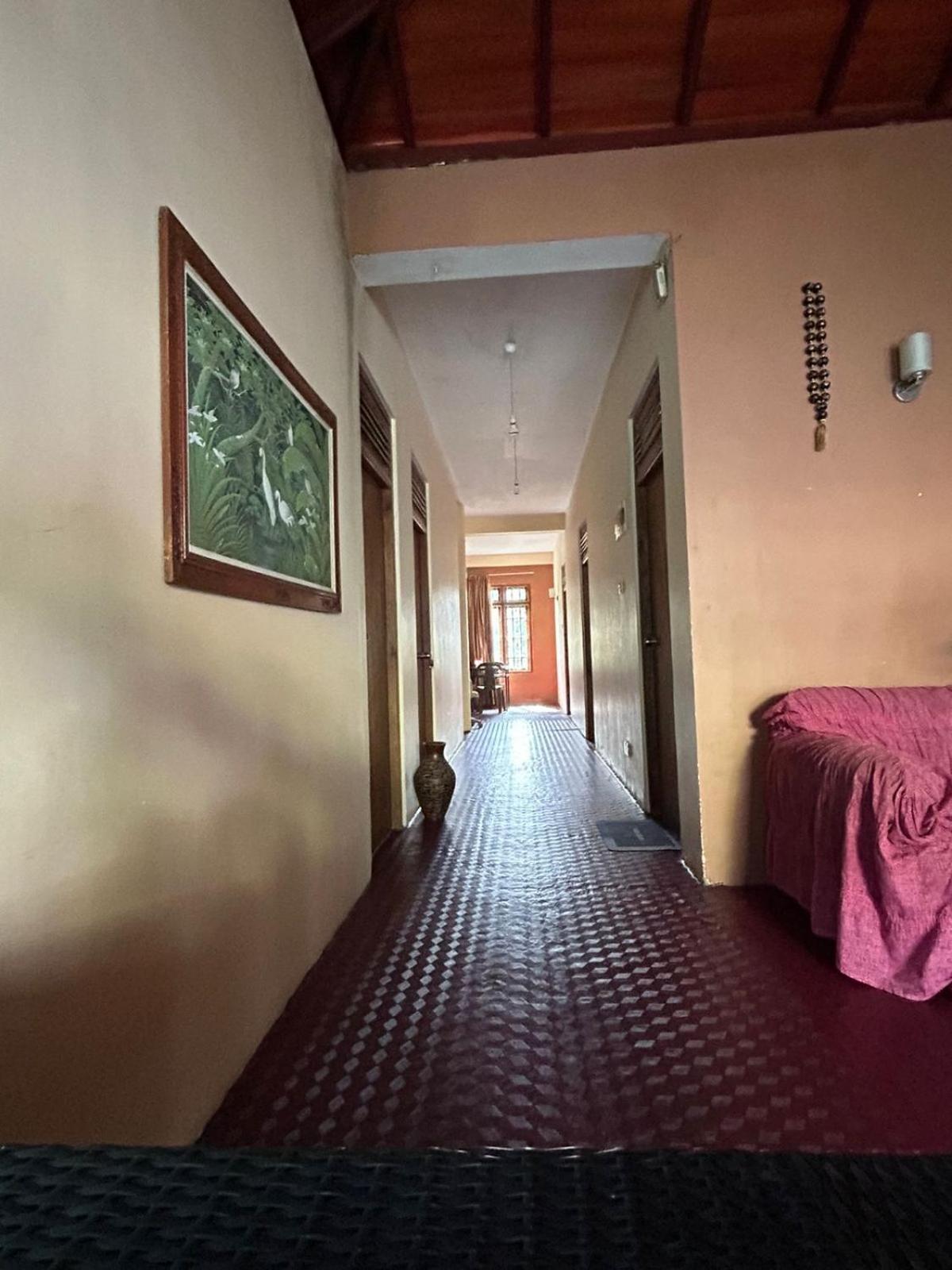 Shane HomeStay