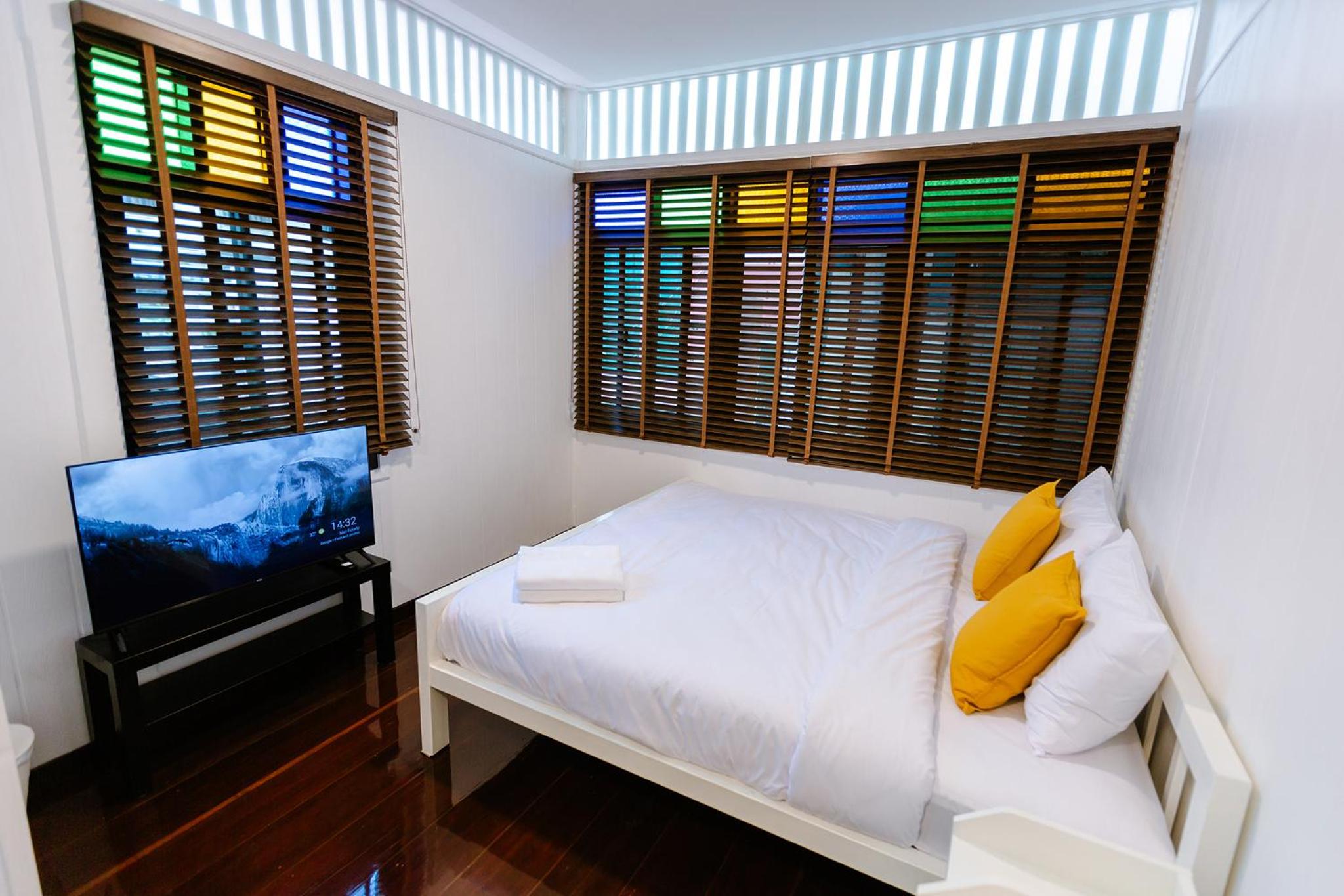 Diff Hostel