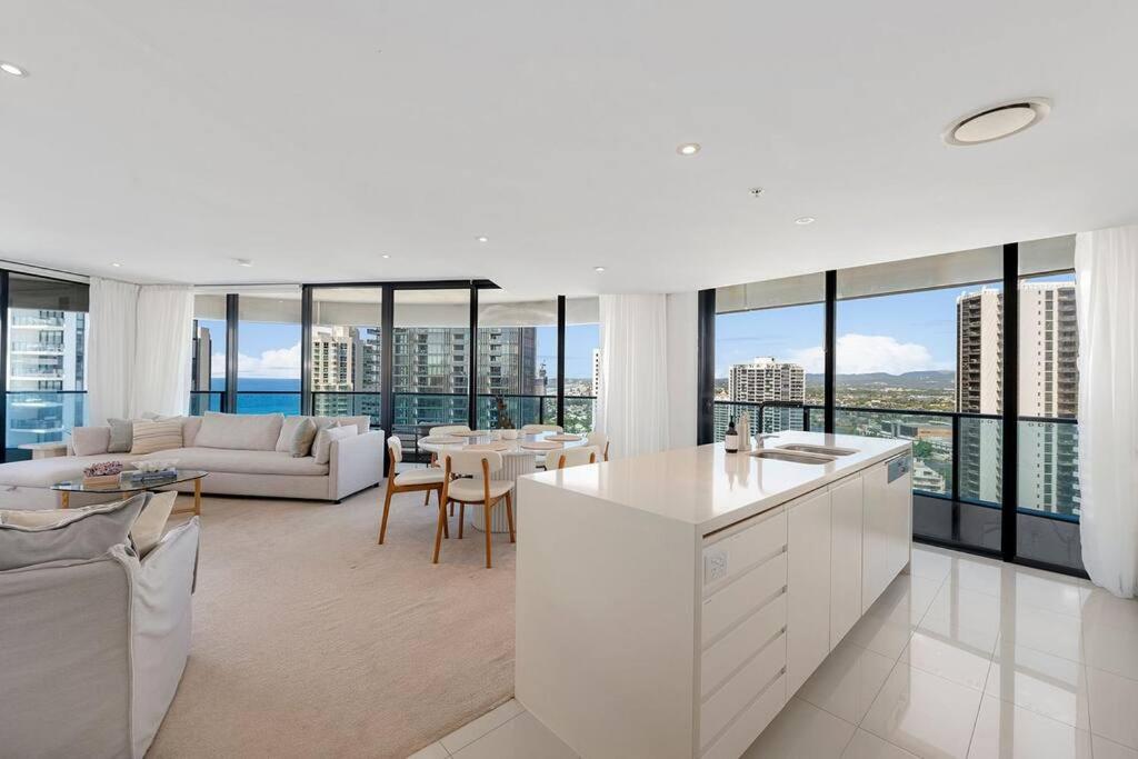 Oracle - Best in Broadbeach