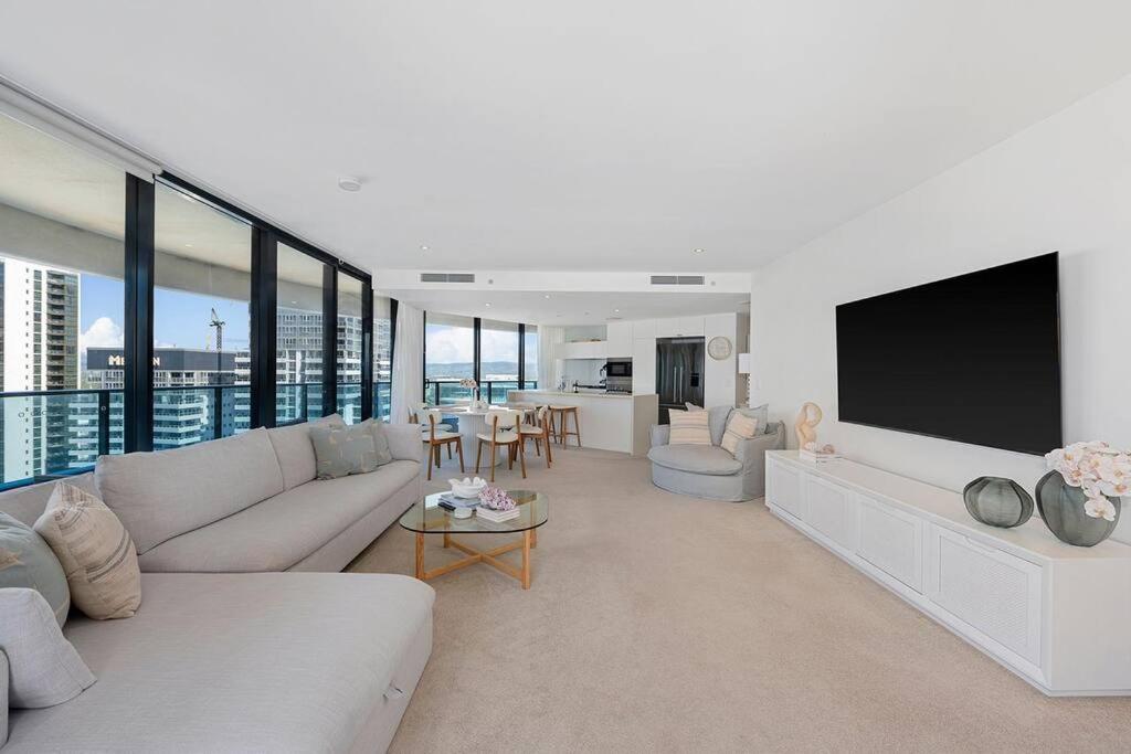 Oracle - Best in Broadbeach