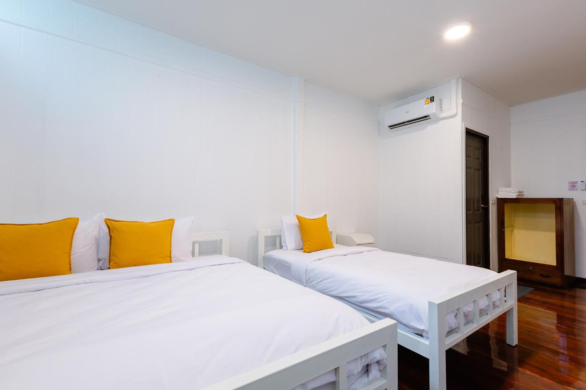 Diff Hostel