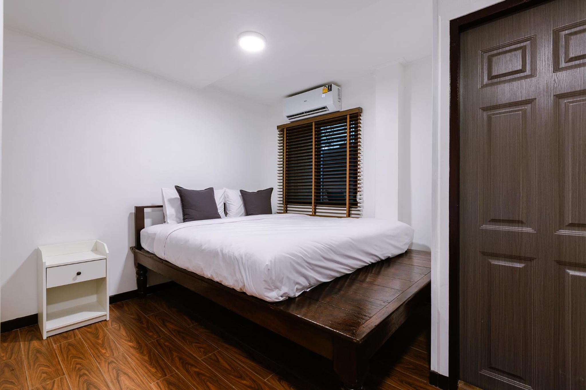 Diff Hostel