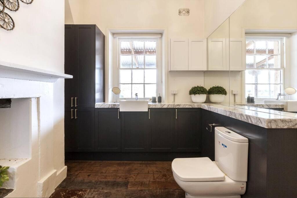 Warders Quarters Amazing Location Freo