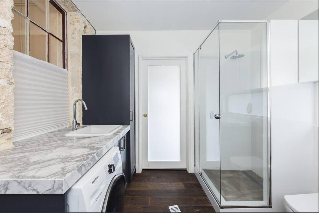 Warders Quarters Amazing Location Freo
