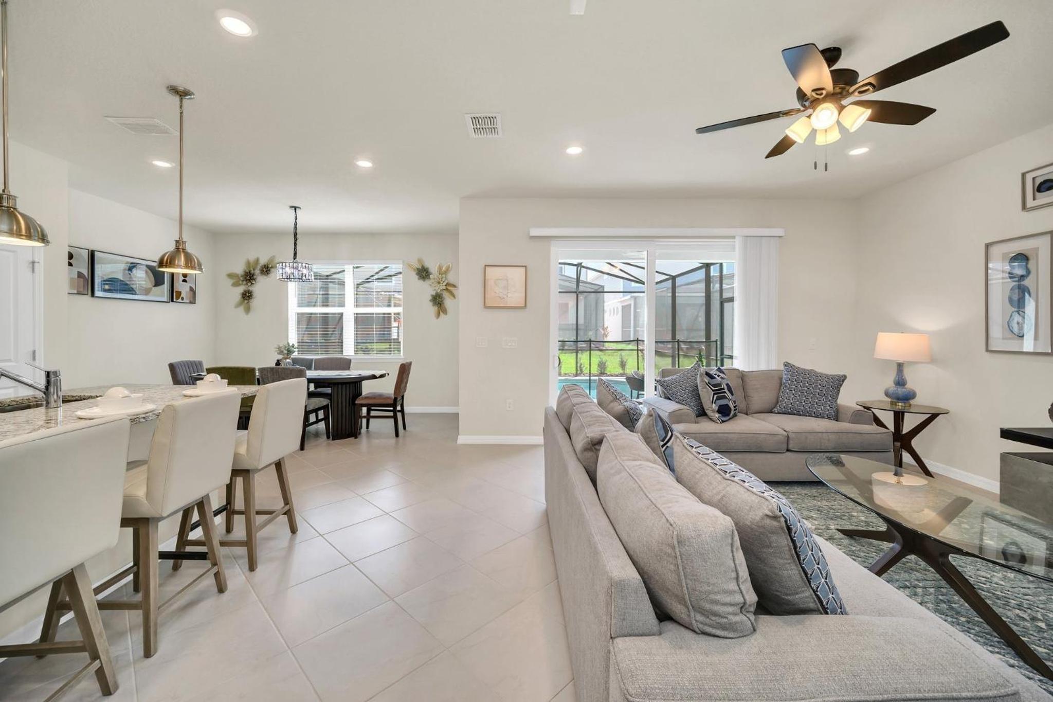 Family-Friendly 5-Bedroom Villa with Pool in Windsor Cay Resort