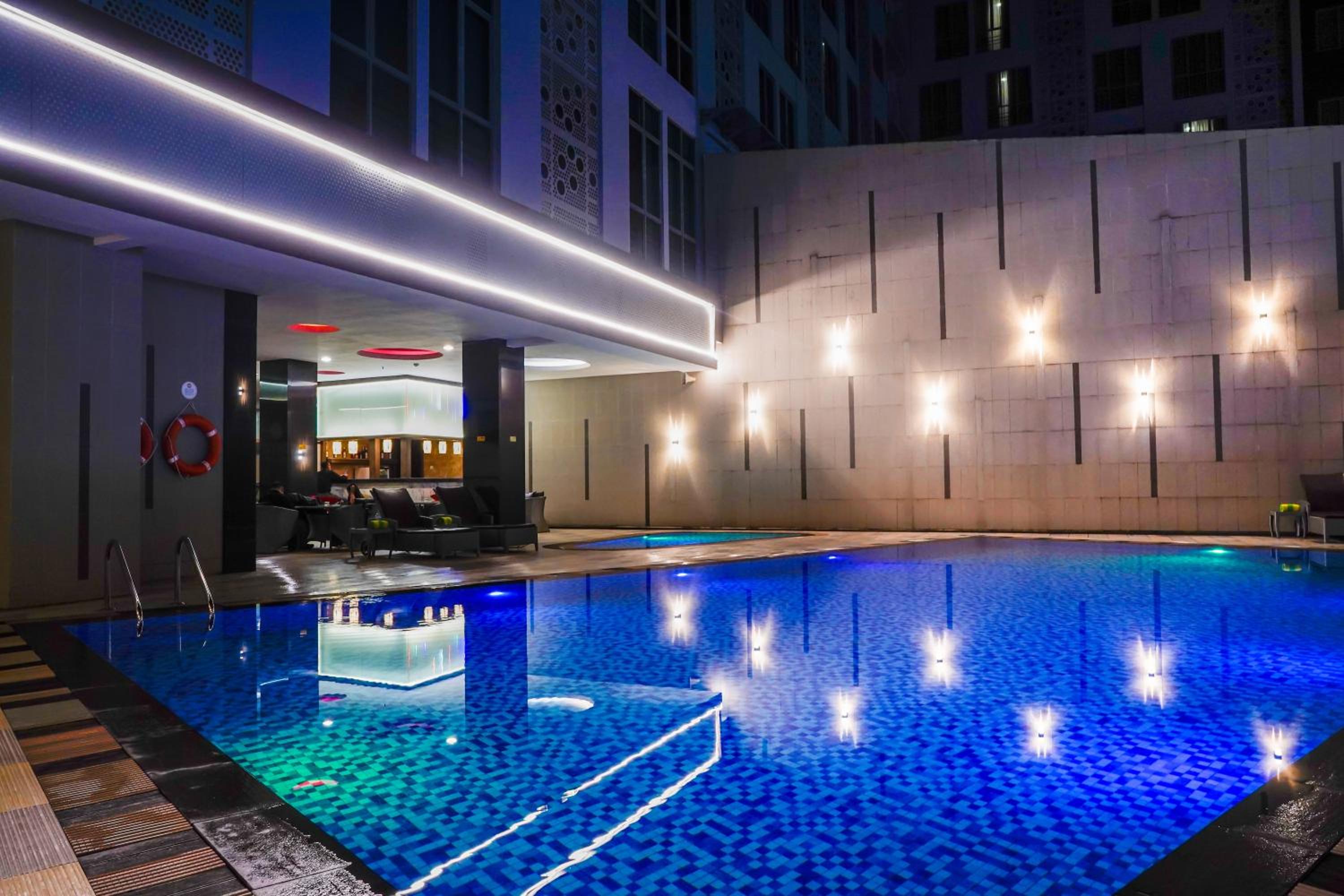 Nagoya Hill Hotel Batam 48