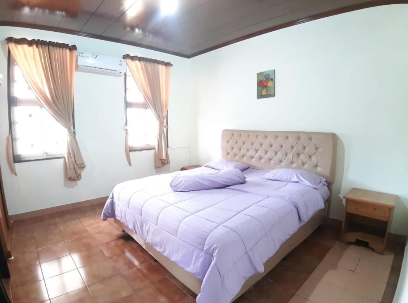 Villa puncak bogor di kota bunga 2 BR ada karoke view 2