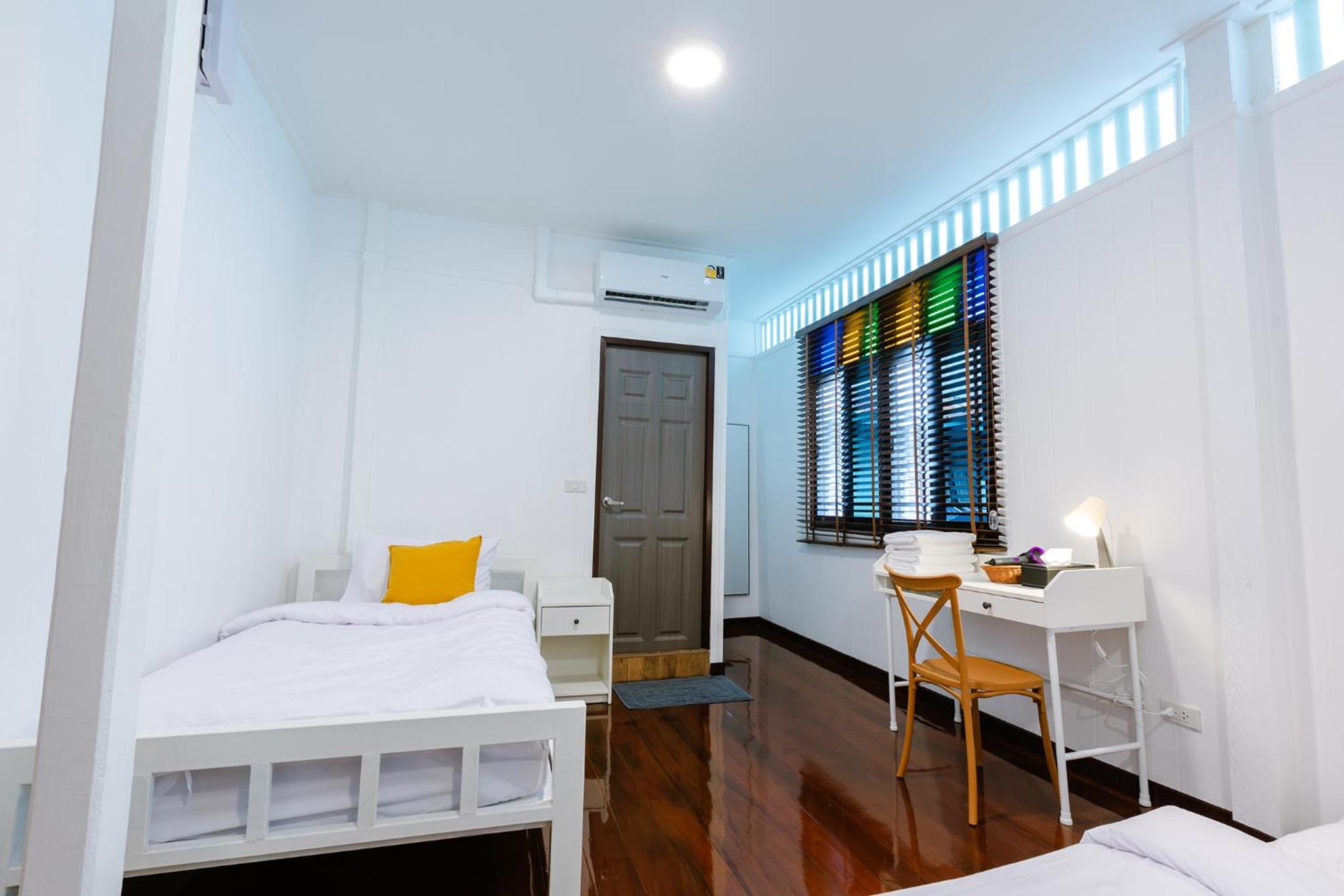 Diff Hostel