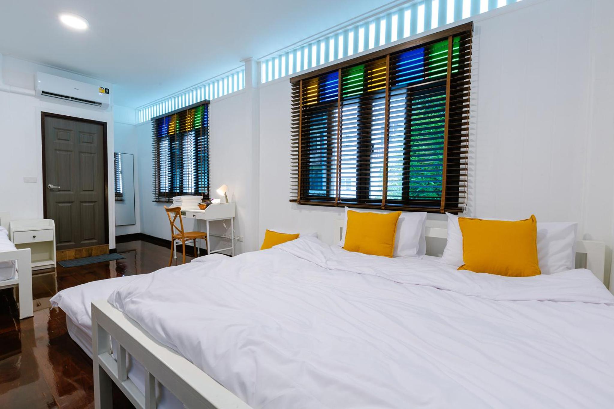 Diff Hostel