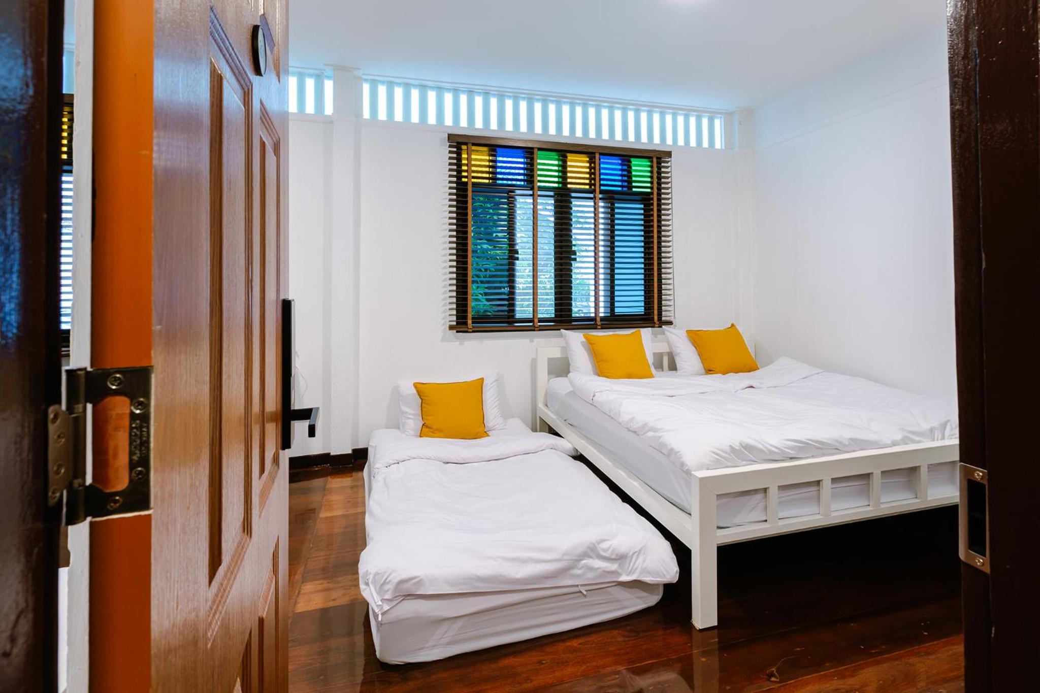Diff Hostel