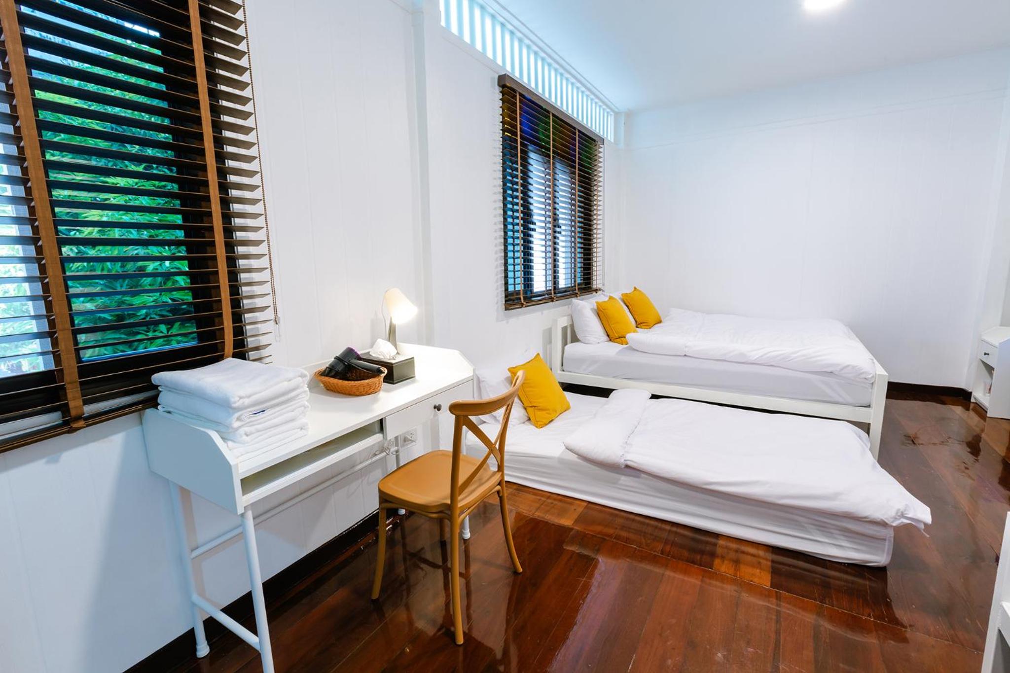 Diff Hostel