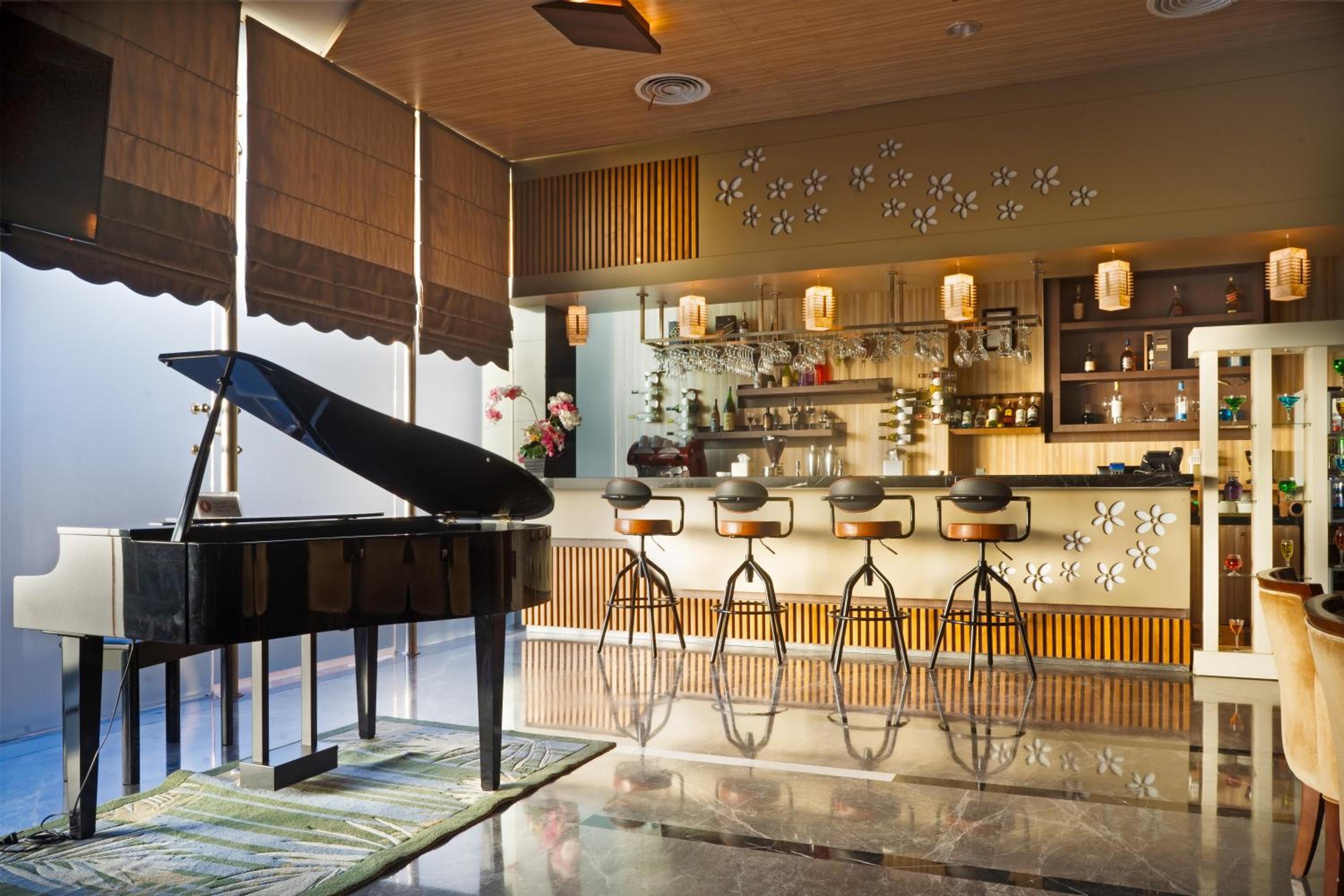 Nagoya Hill Hotel Batam 53
