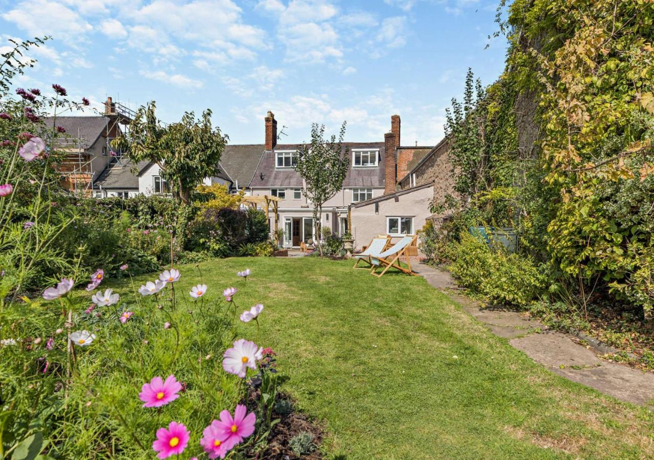 4 Bed in Ruthin oc-a29543
