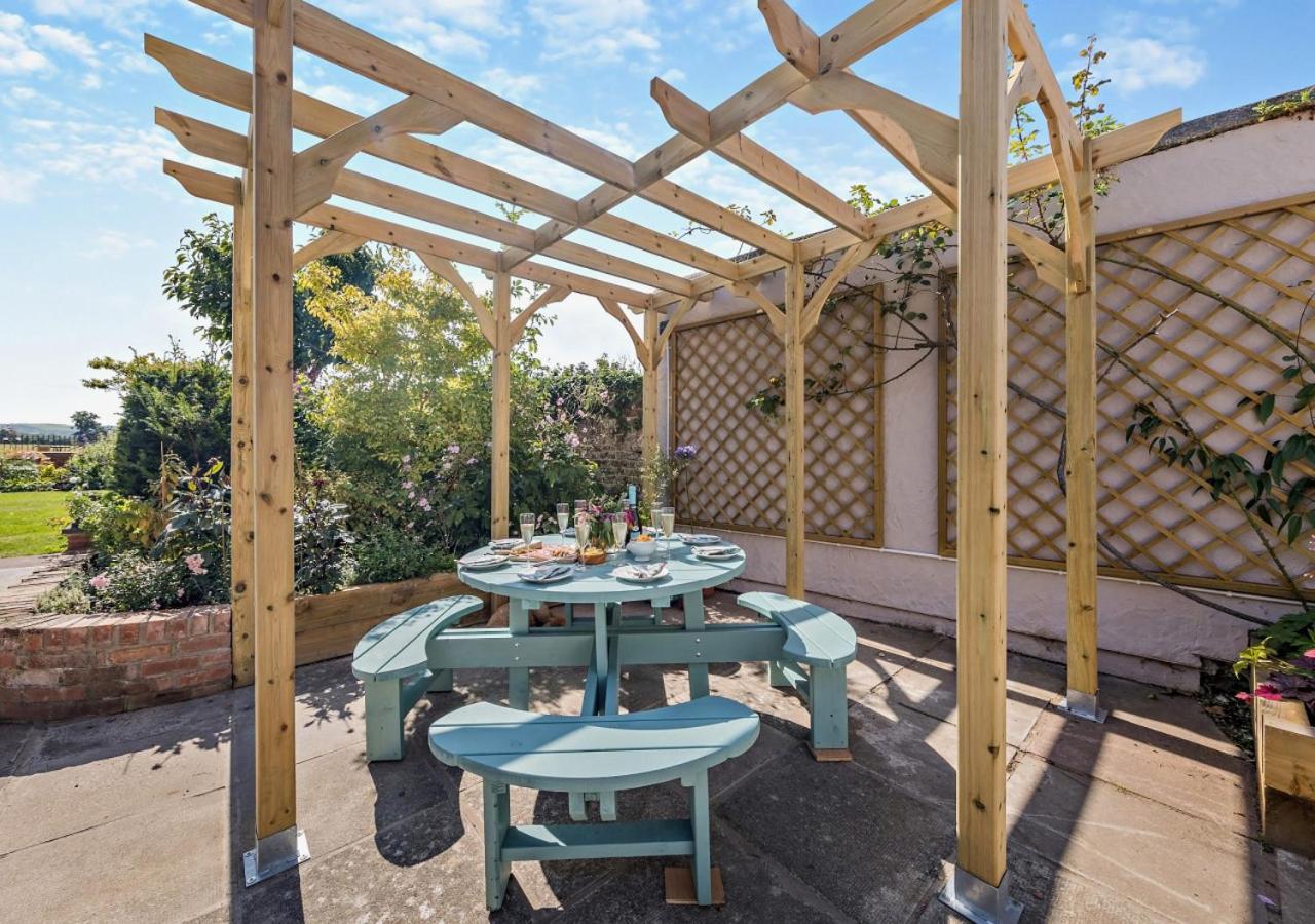 4 Bed in Ruthin oc-a29543