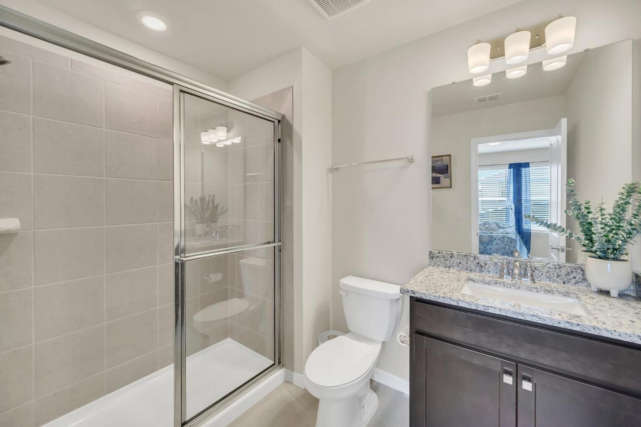 Family-Friendly 5-Bedroom Villa with Pool in Windsor Cay Resort