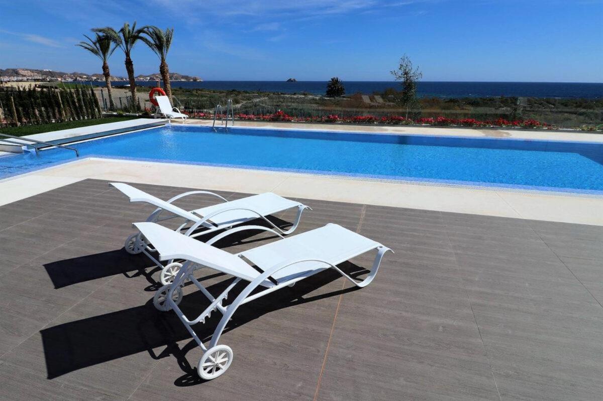 Casa Izabela Maria apt con piscina comunitaria