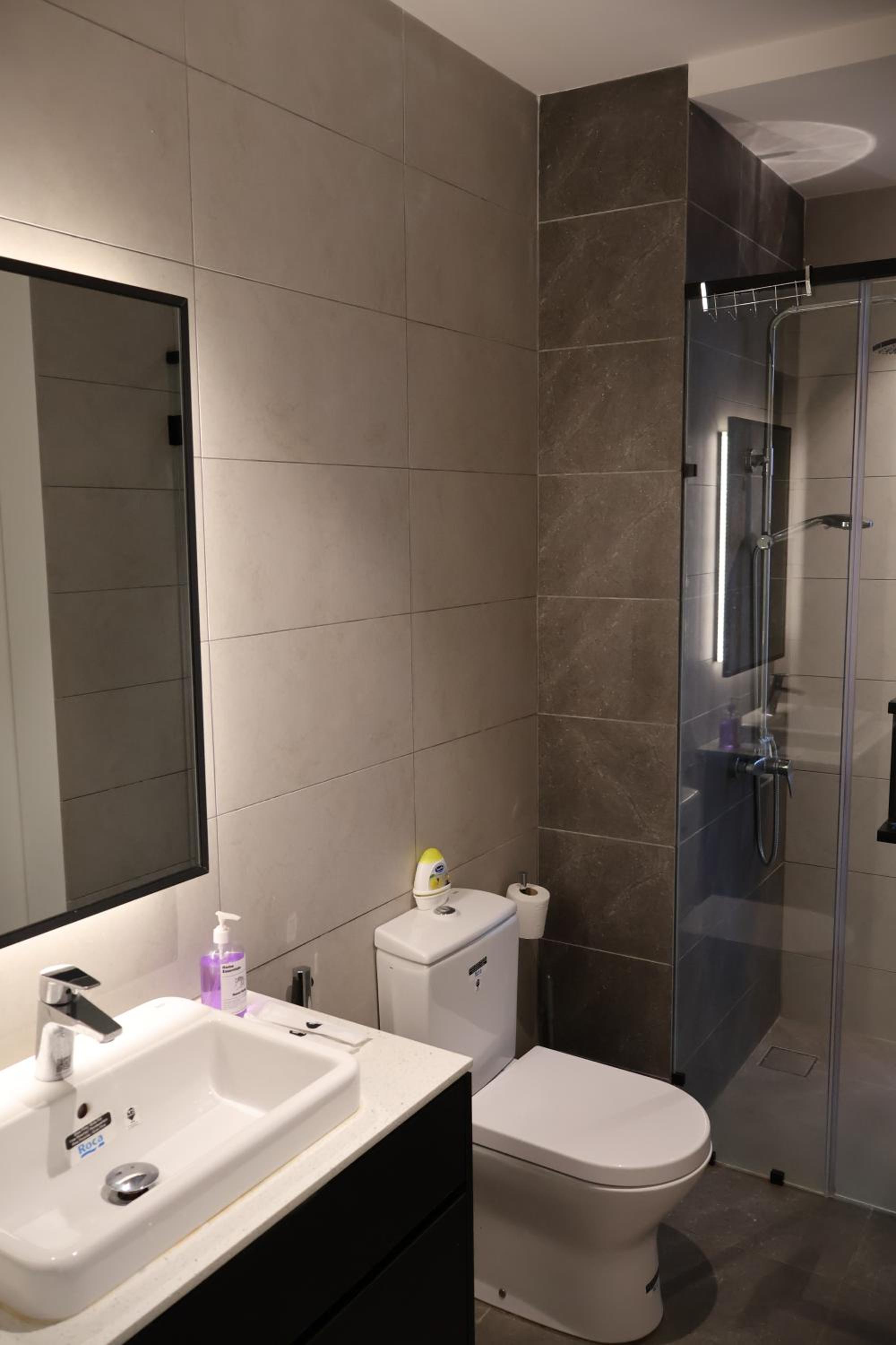 Axon Residence by Leo Homestay
