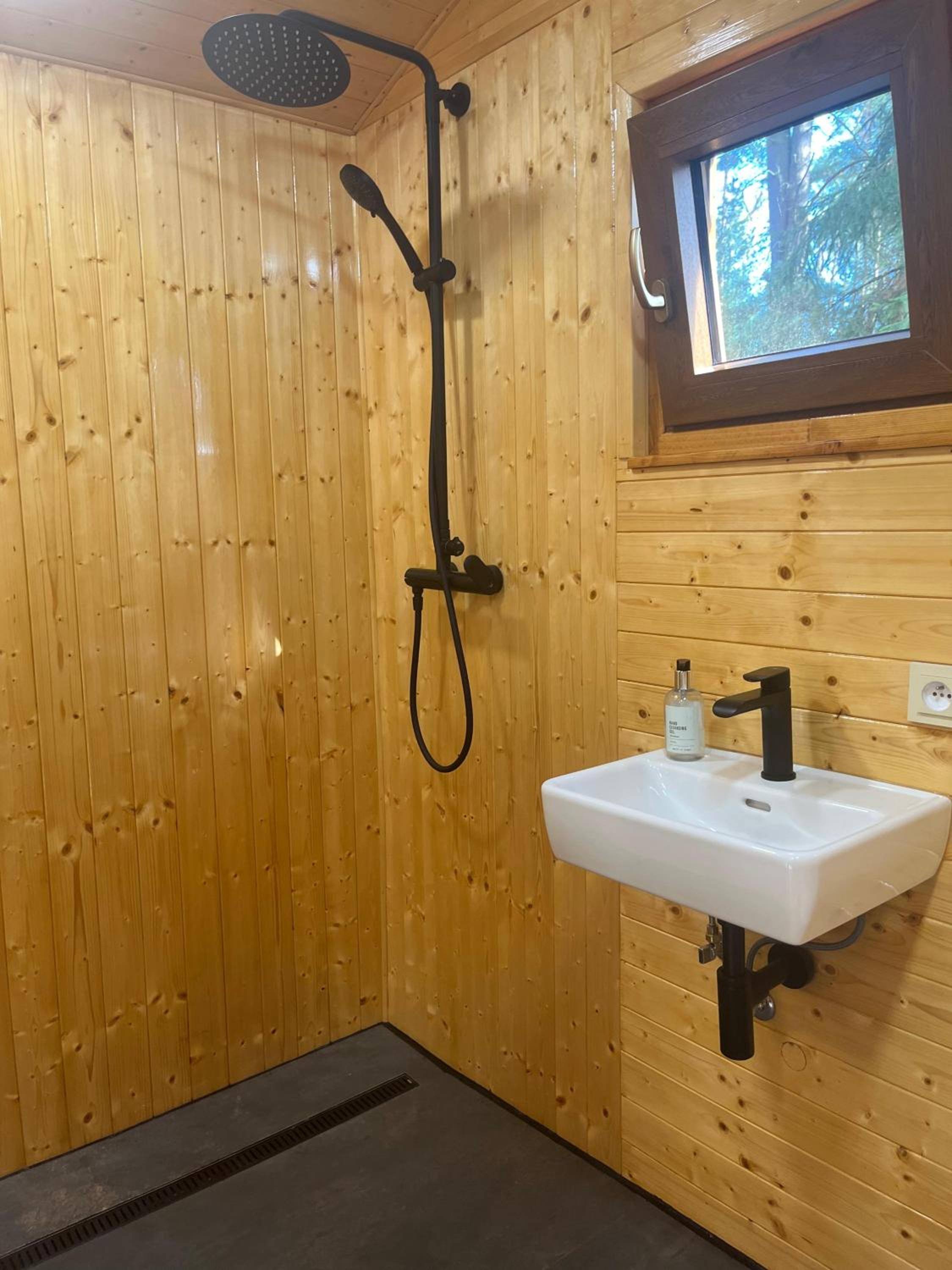 Glamping - Maringotka u Tobíka