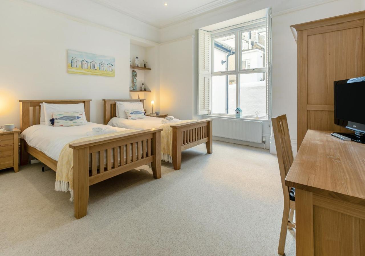 2 Bed in St. Ives oc-lyon09 view 2