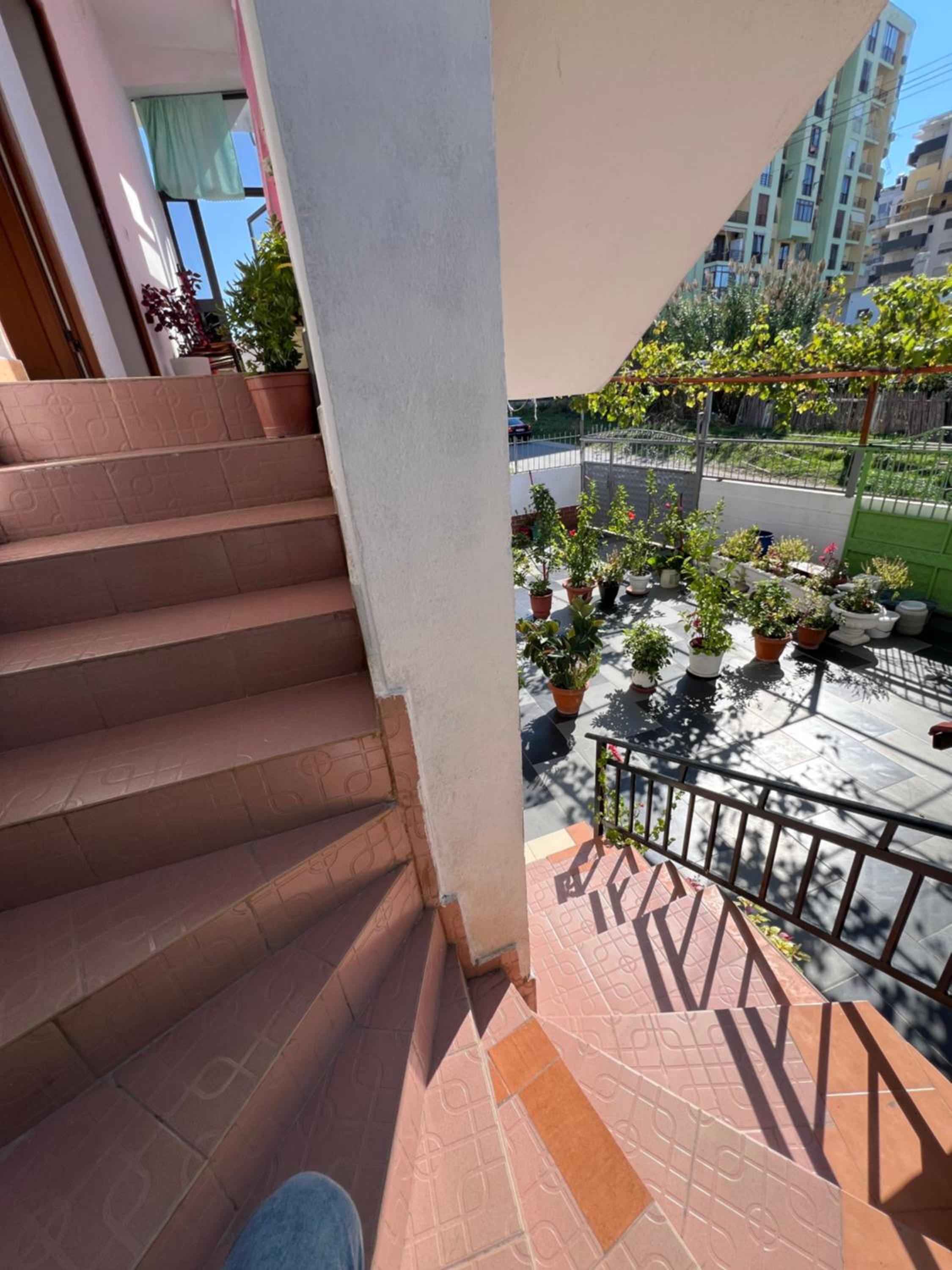 Rent Rooms Villa AG&AF
