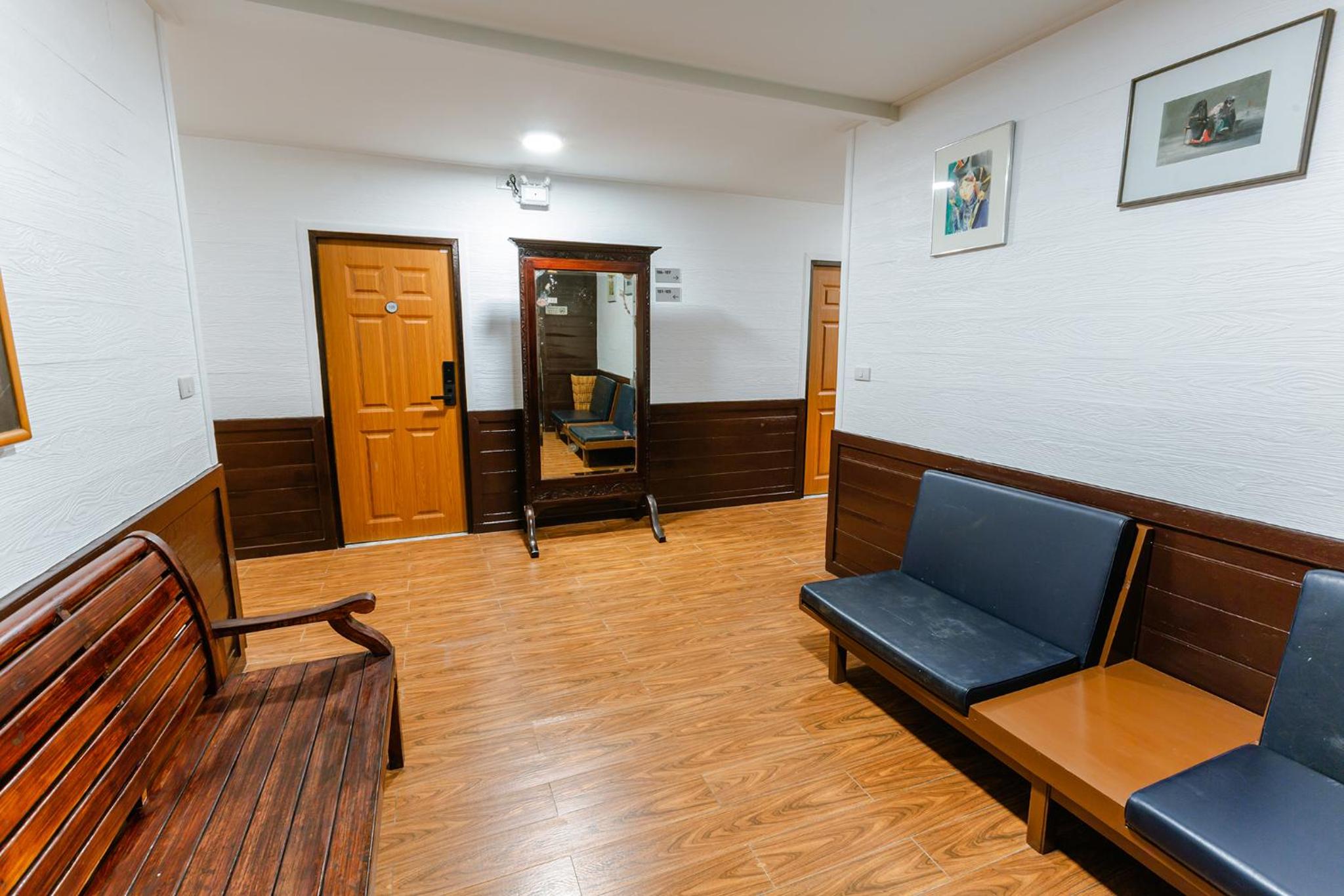 Diff Hostel