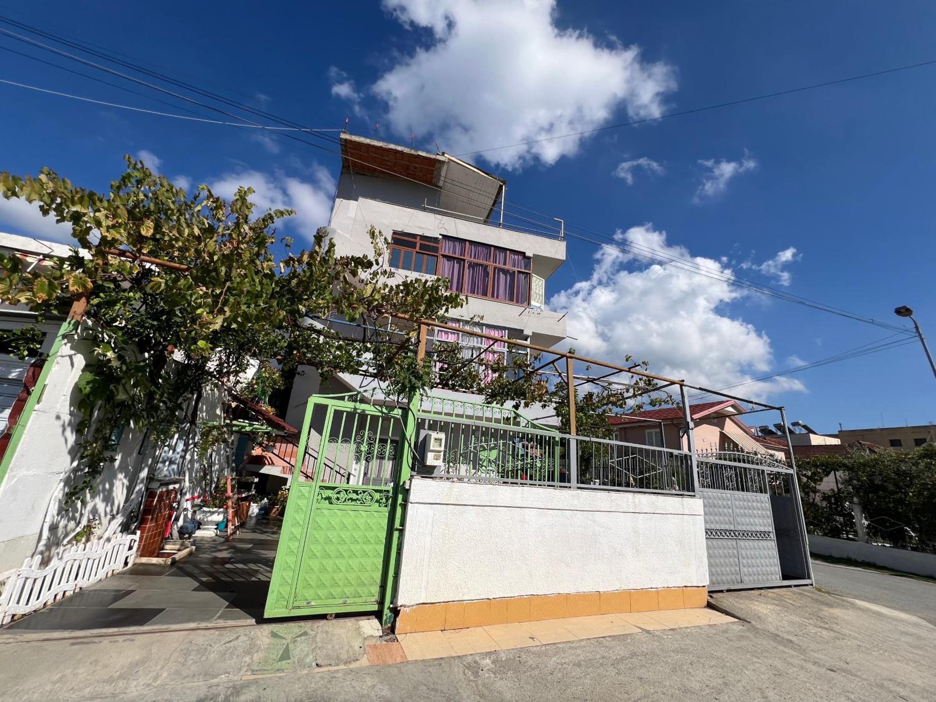 Rent Rooms Villa AG&AF