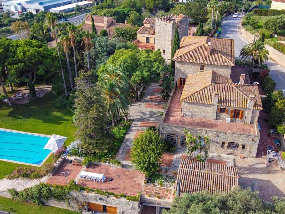Slow Life Mediterranean Castle