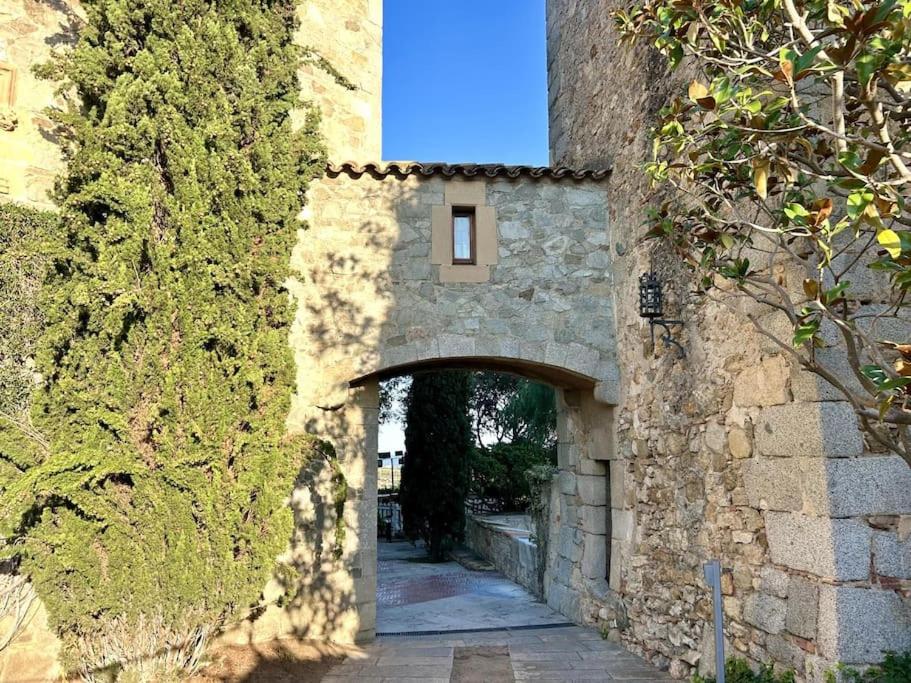 Slow Life Mediterranean Castle