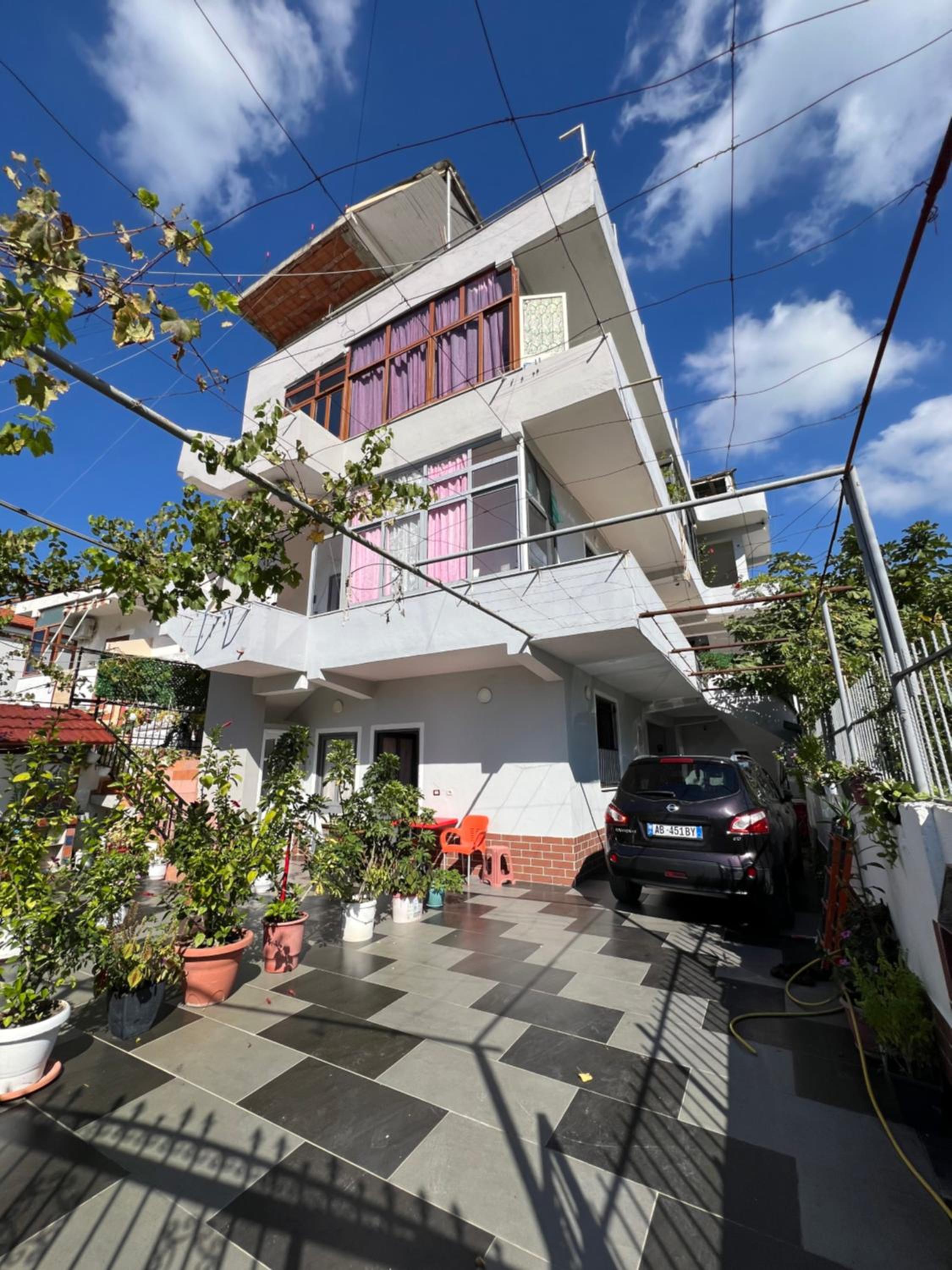 Rent Rooms Villa AG&AF