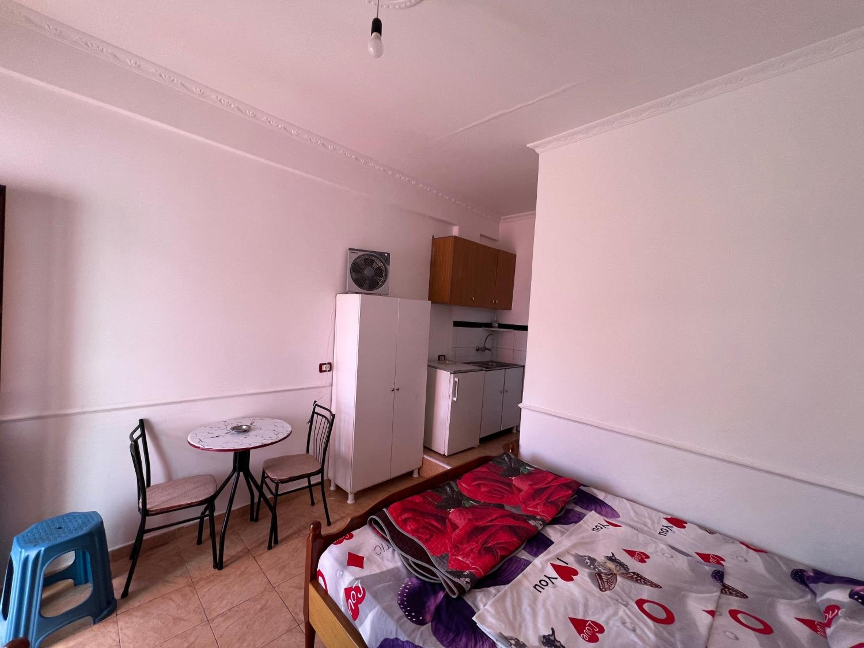 Rent Rooms Villa AG&AF