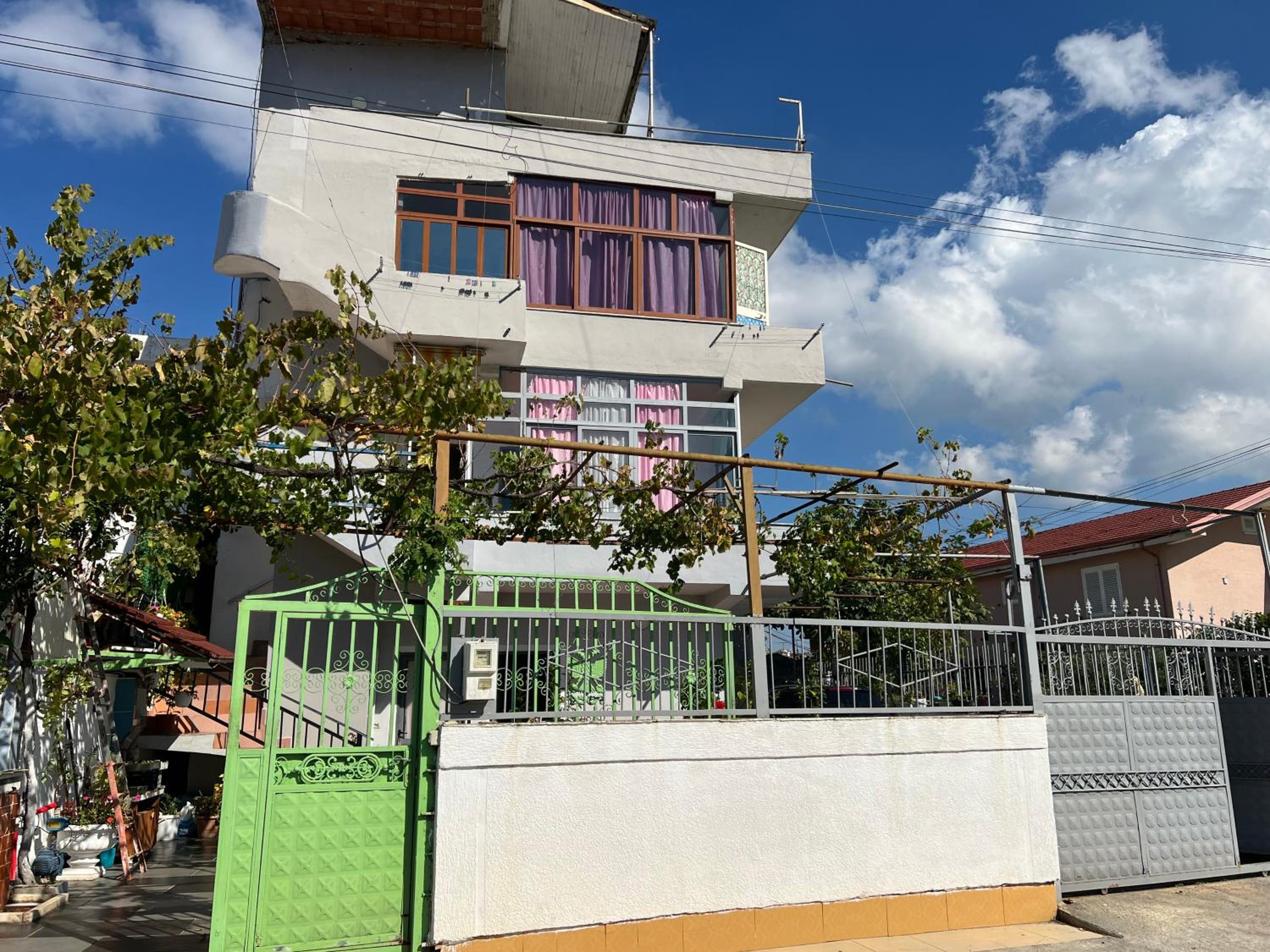 Rent Rooms Villa AG&AF
