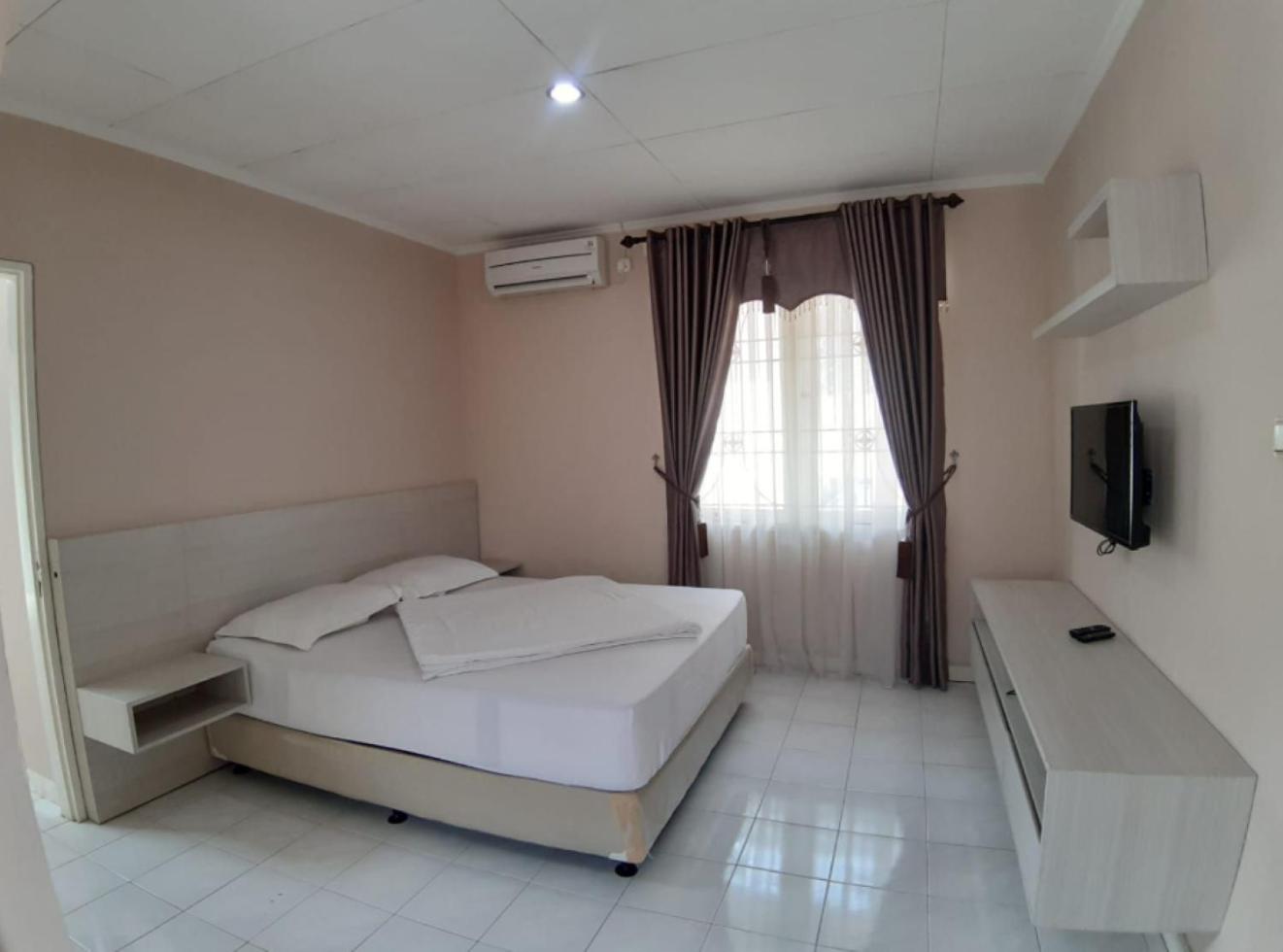 Villa kota bunga puncak bogor 4 kamar ada ac view 4
