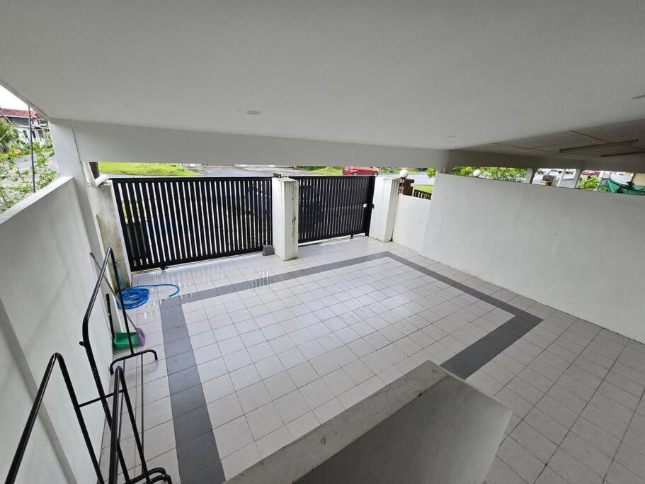 Cozy HomeStay , Jalan Taman Hui Sing Kuching photo 6