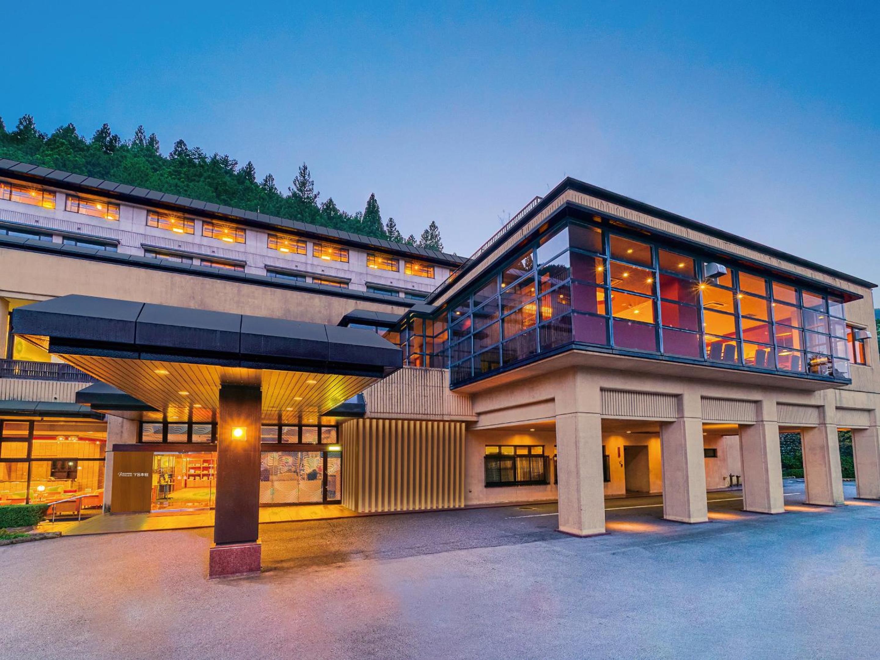 Ooedo Onsen Monogatari Premium Gero Honkan