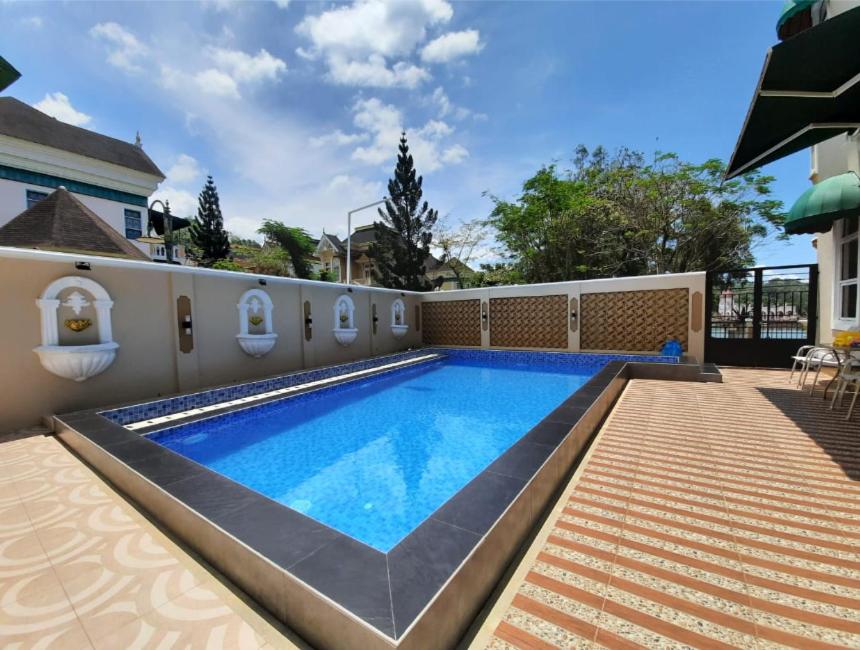 Villa puncak bogor di kota bunga 5 kamar ada kolam view 2