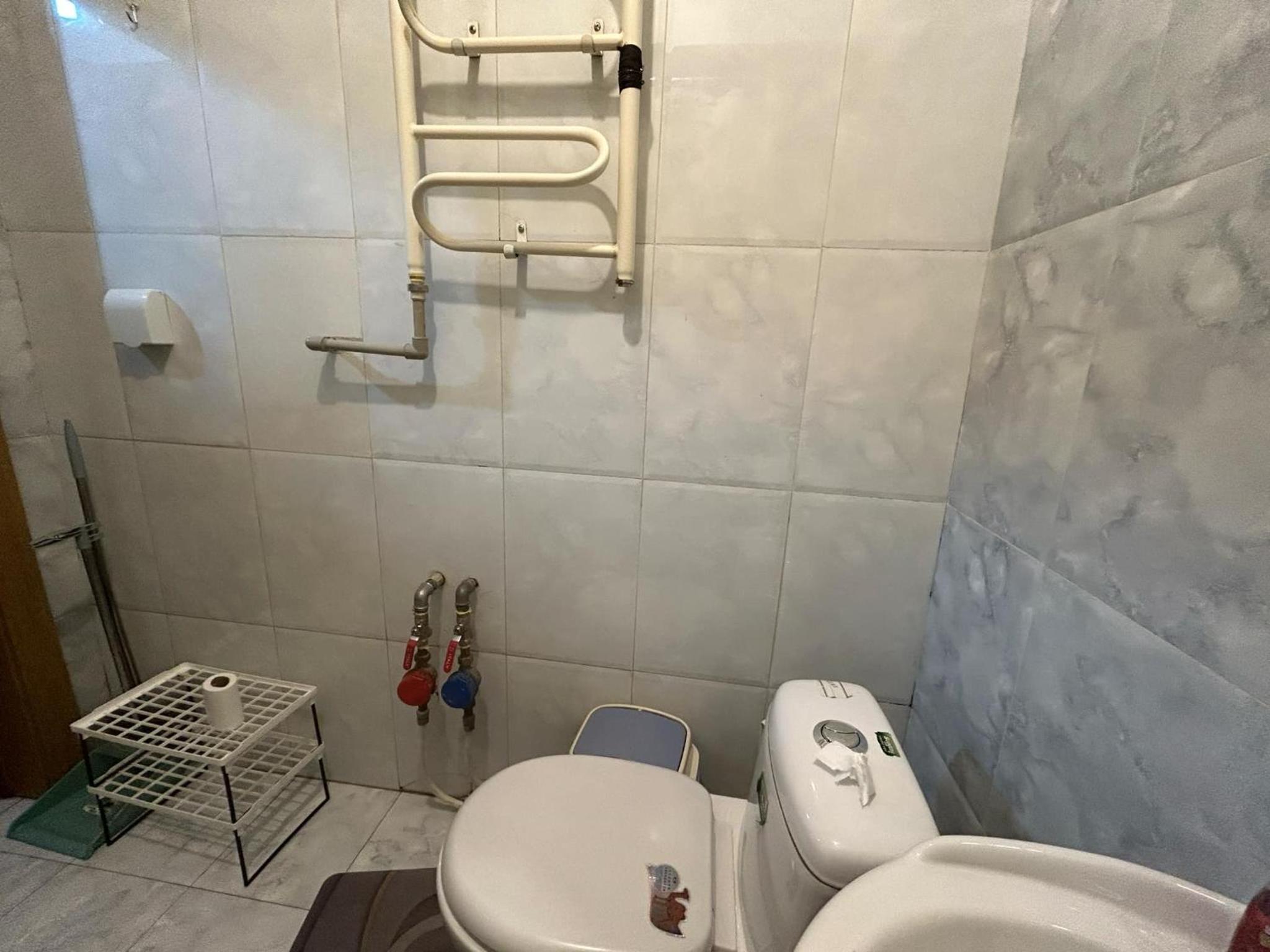 Fully furnished, 1-bedroom apartment