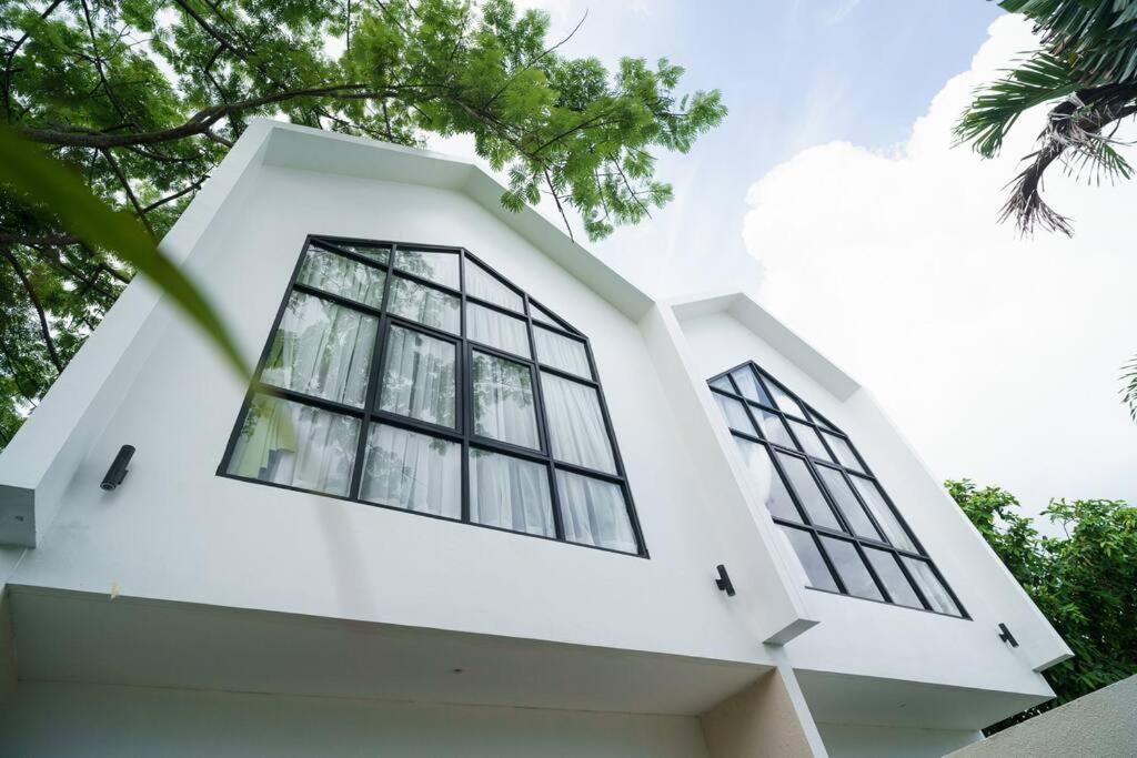 Canggu Zen Villa - 2 BR Villa in Berawa