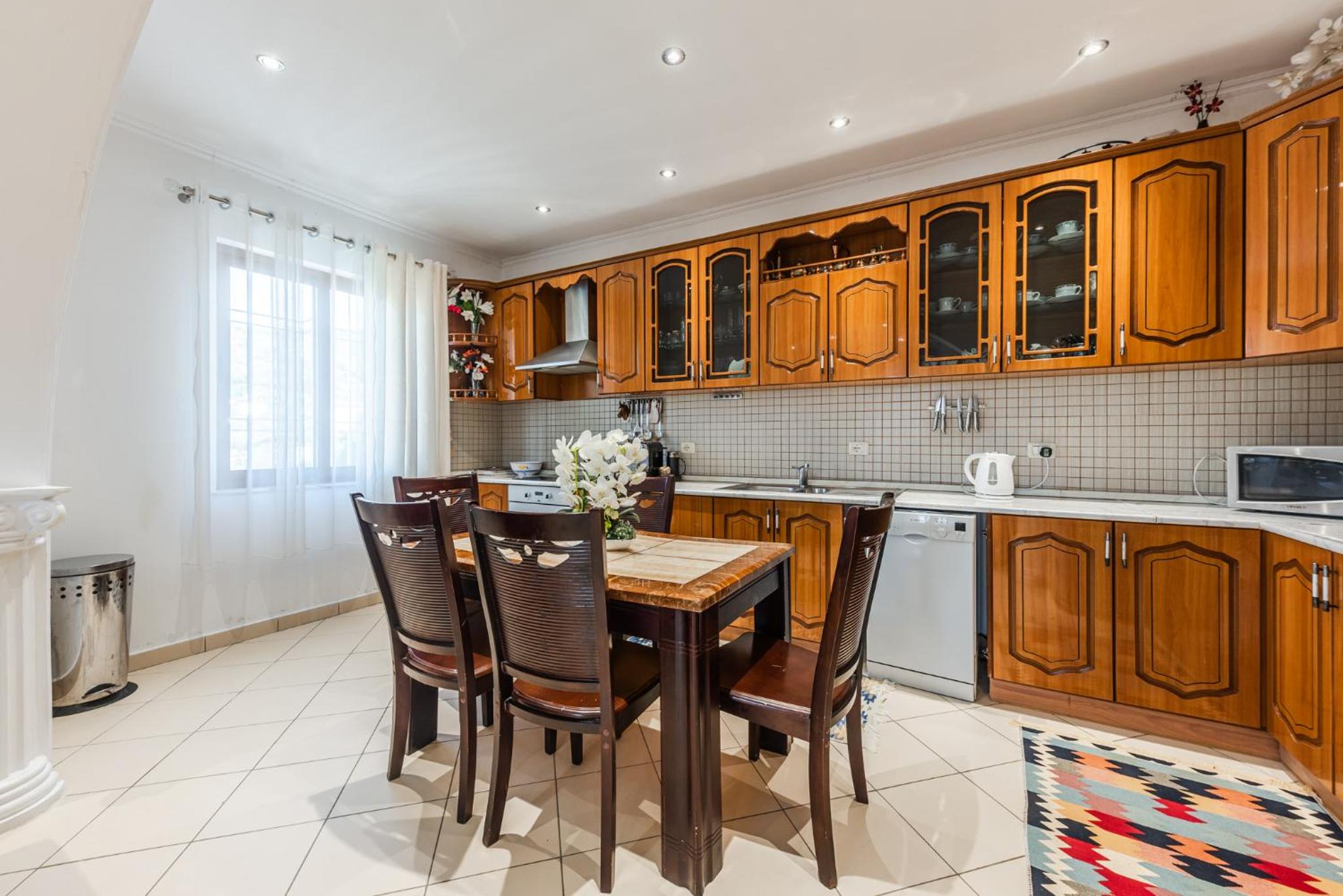 Authentic Lake View Apartment