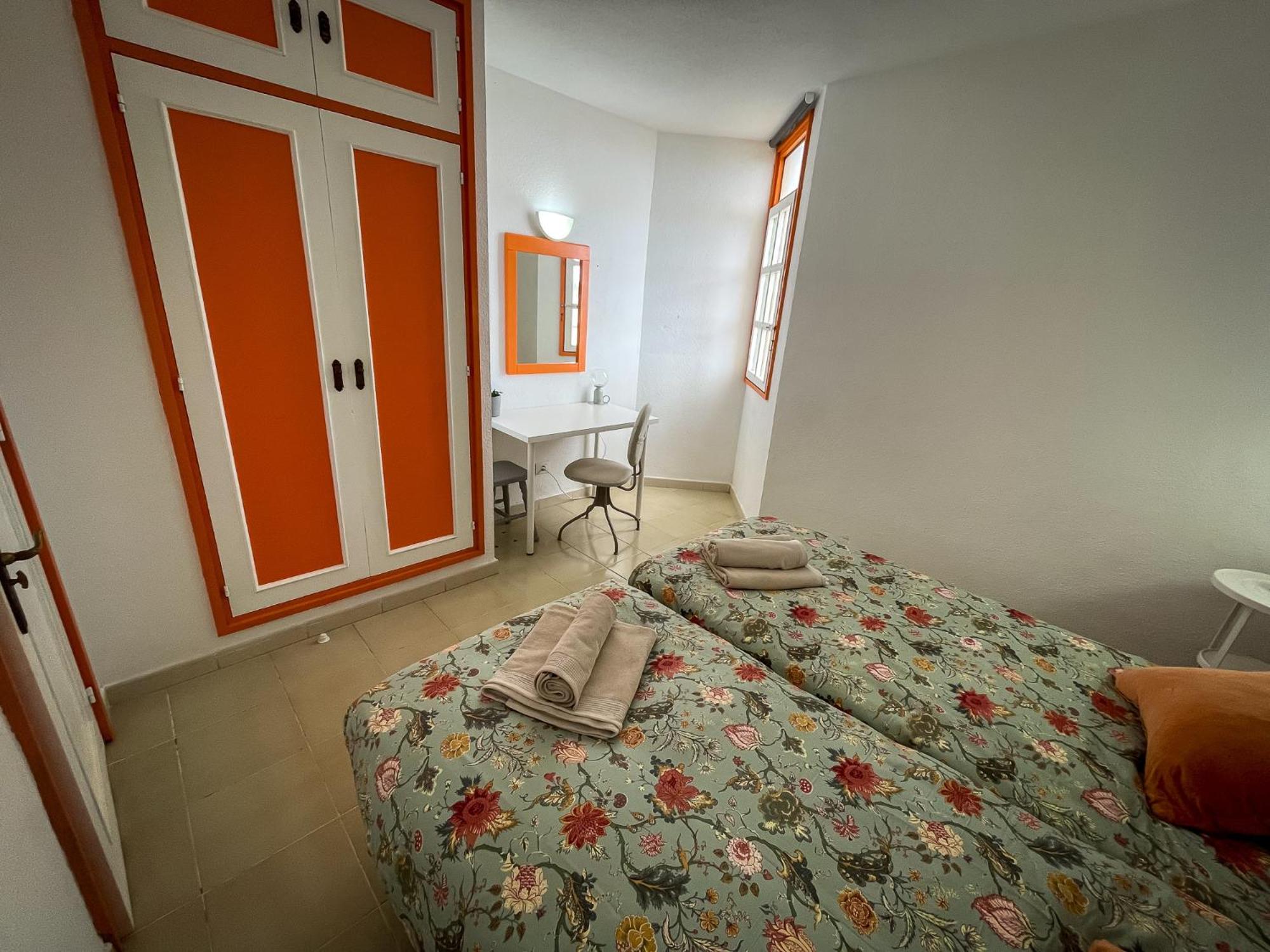 Casita Naranja - Bouganville