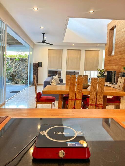JANS Villa 3BR Kuta Family Bali